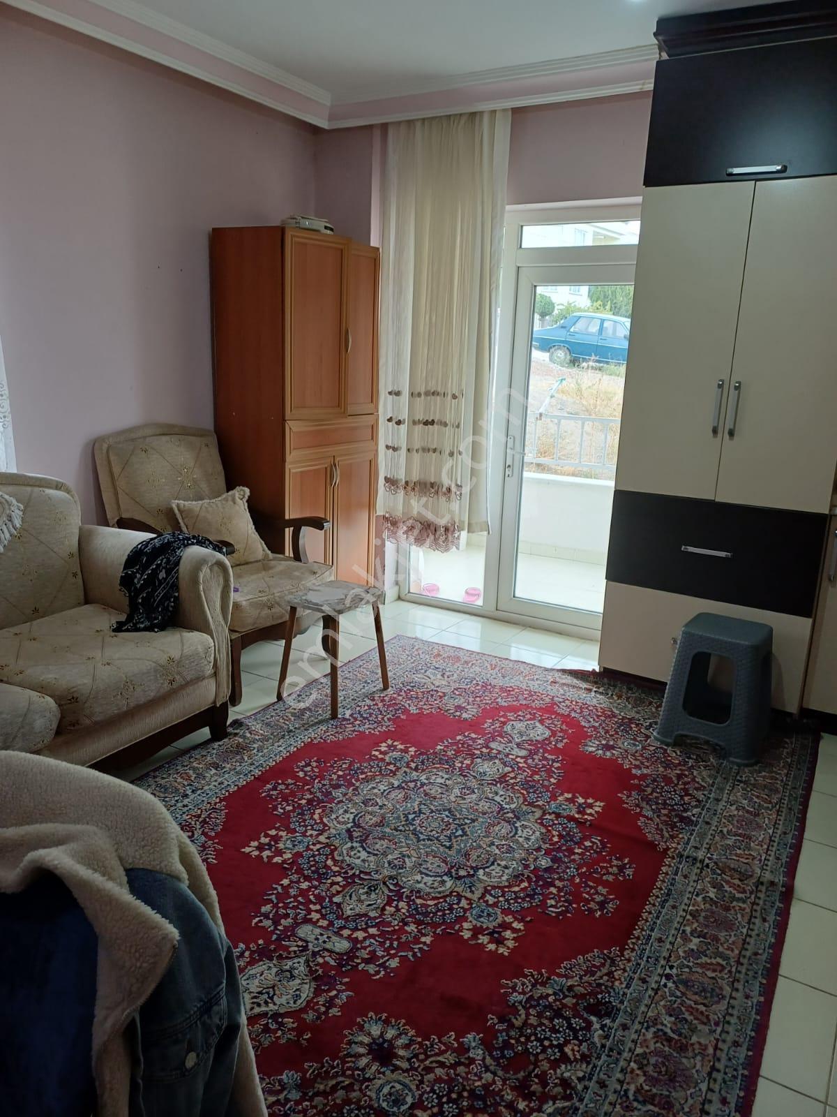 Arkadaş Emlaktan Bahçelievler Şenyurtta 1.kat 3+1 Satılık Daire 2.950.000 Tl - Görsel 4