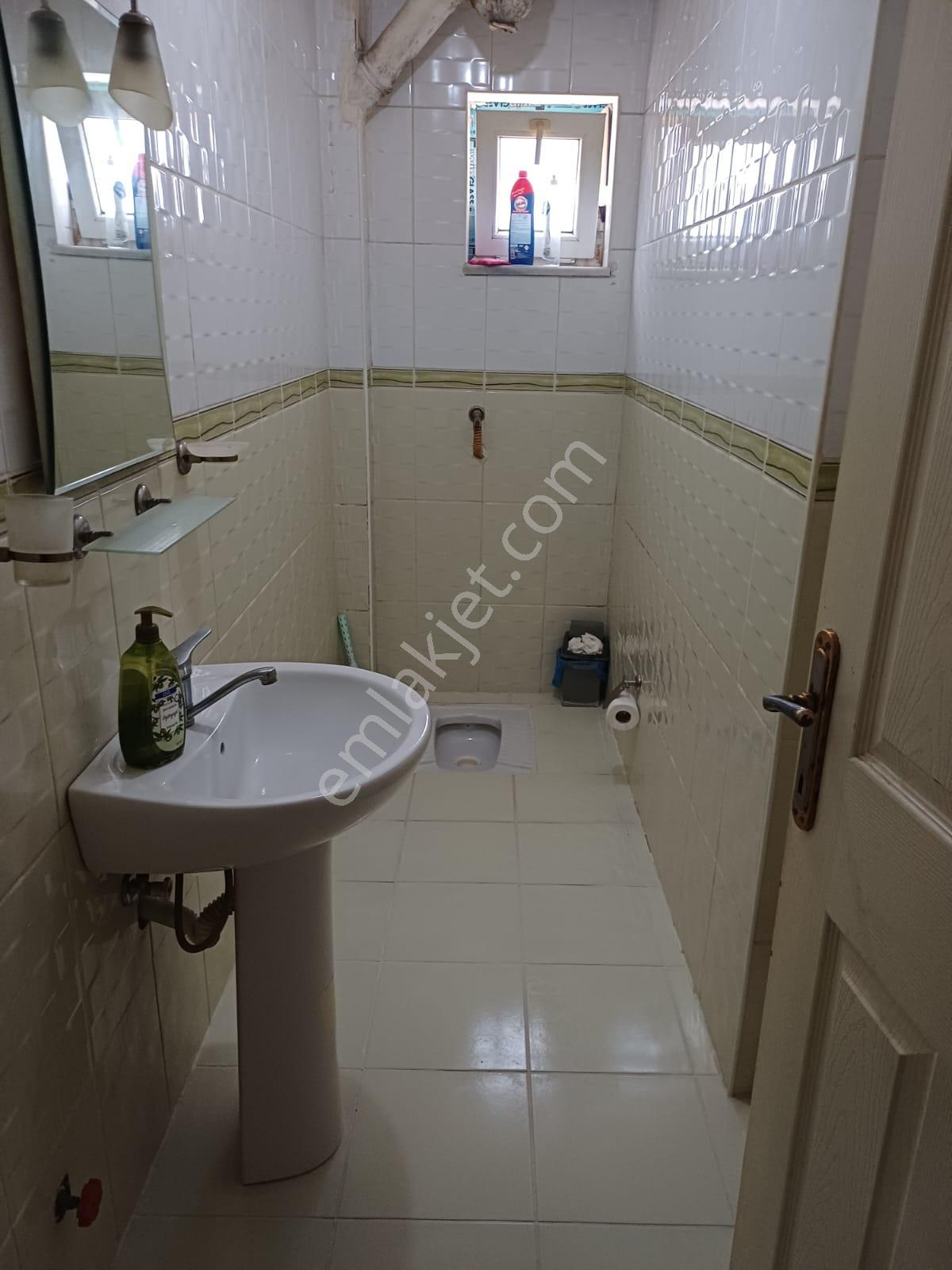 Arkadaş Emlaktan Bahçelievler Şenyurtta 1.kat 3+1 Satılık Daire 2.950.000 Tl - Görsel 6