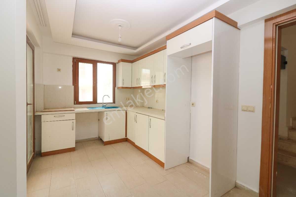 🌲 Akbük Merkezde Çam Ormanları İçinde, Havuzlu Sitede Denize Yakın Villa 🌊 - Görsel 2