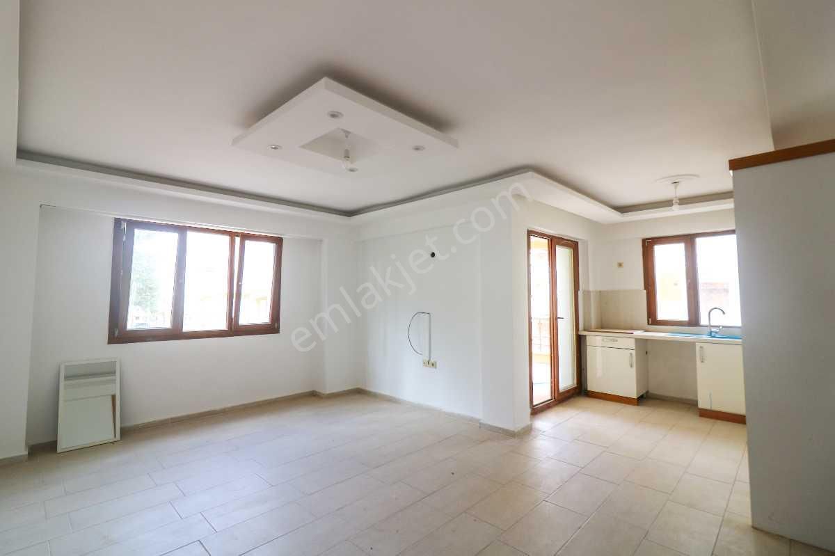 🌲 Akbük Merkezde Çam Ormanları İçinde, Havuzlu Sitede Denize Yakın Villa 🌊 - Görsel 3