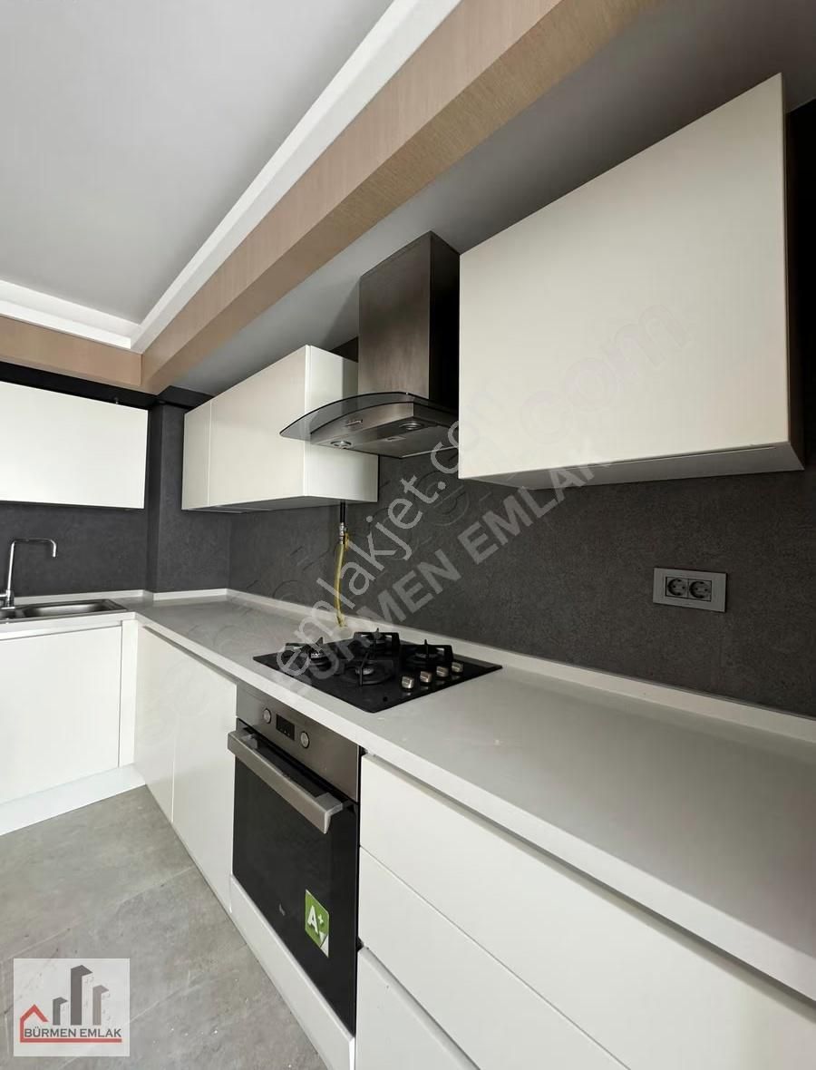 Bürmen'den Hatay Caddesi Üzerinde Yeni Binada Bakımlı Daire - Görsel 4