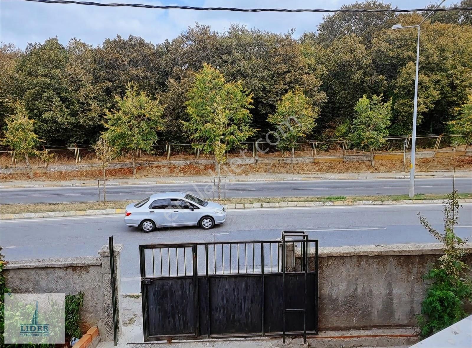 Çekmeköy Alemdağ'da 3+1 Ara Kat Geniş ,ferah Satılık Daire. - Görsel 3