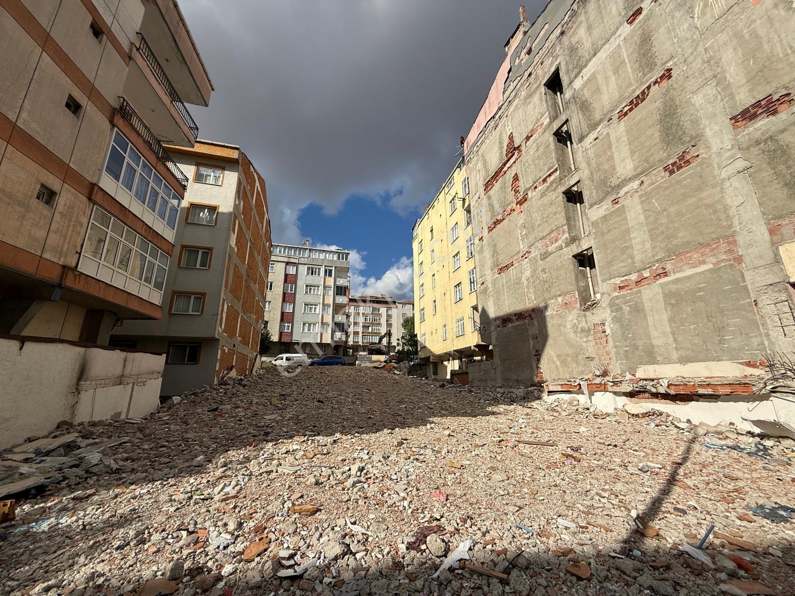 Güngören'de Kensel Masrafı Olmayan 60m2 1+1 Bahçe Katı - Görsel 6
