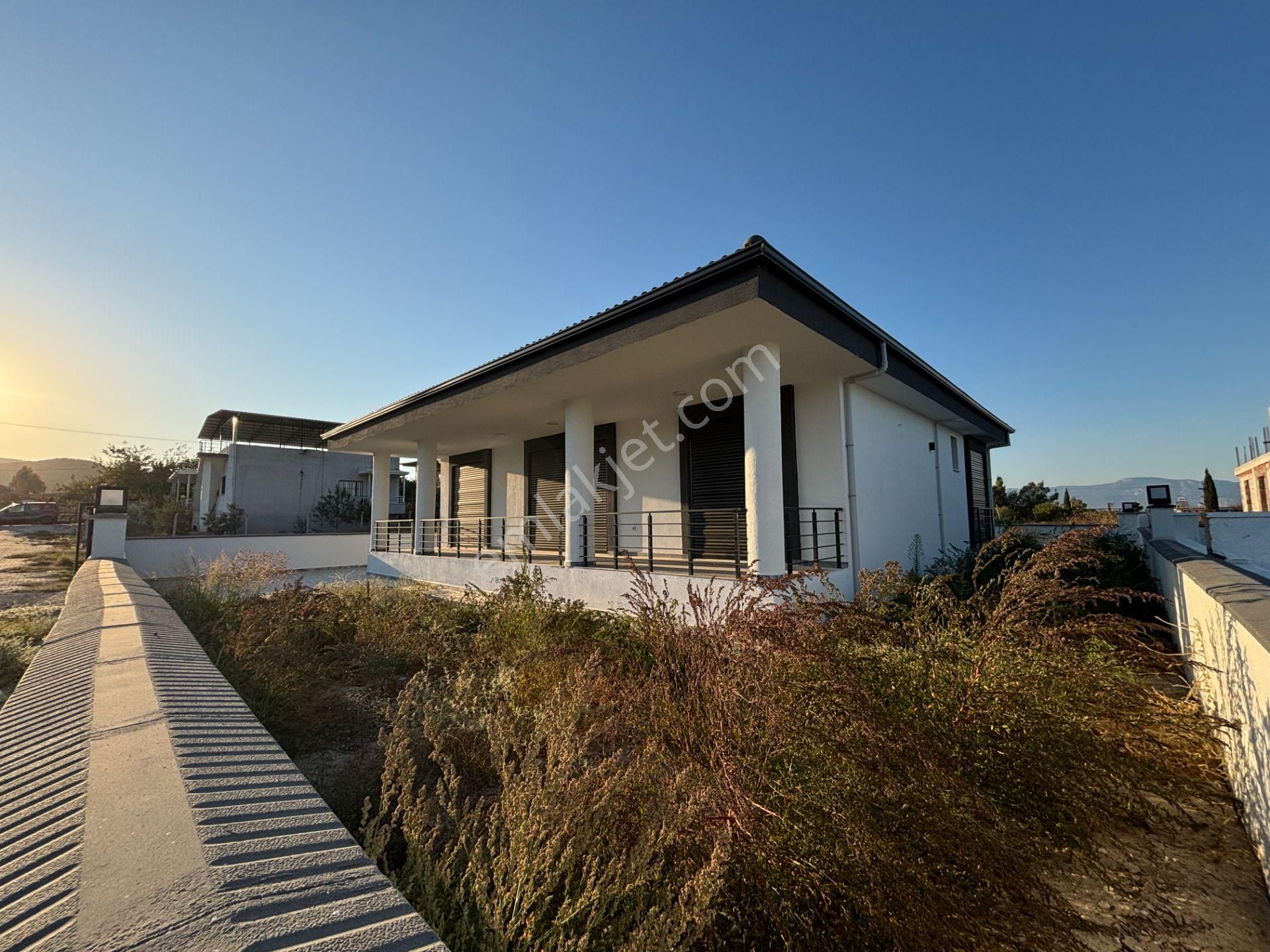Didim Balatta 360 M2 Arsa İçinde Tam Müstakil Sıfır Lüks Villa - Görsel 2