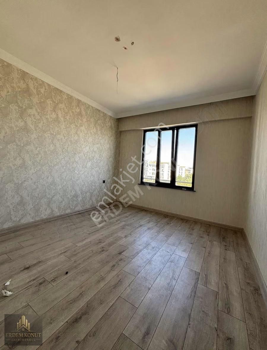 Şehir Hastanesi Yakınında 2+1 Ara Kat Lüx Satılık Daire - Görsel 4