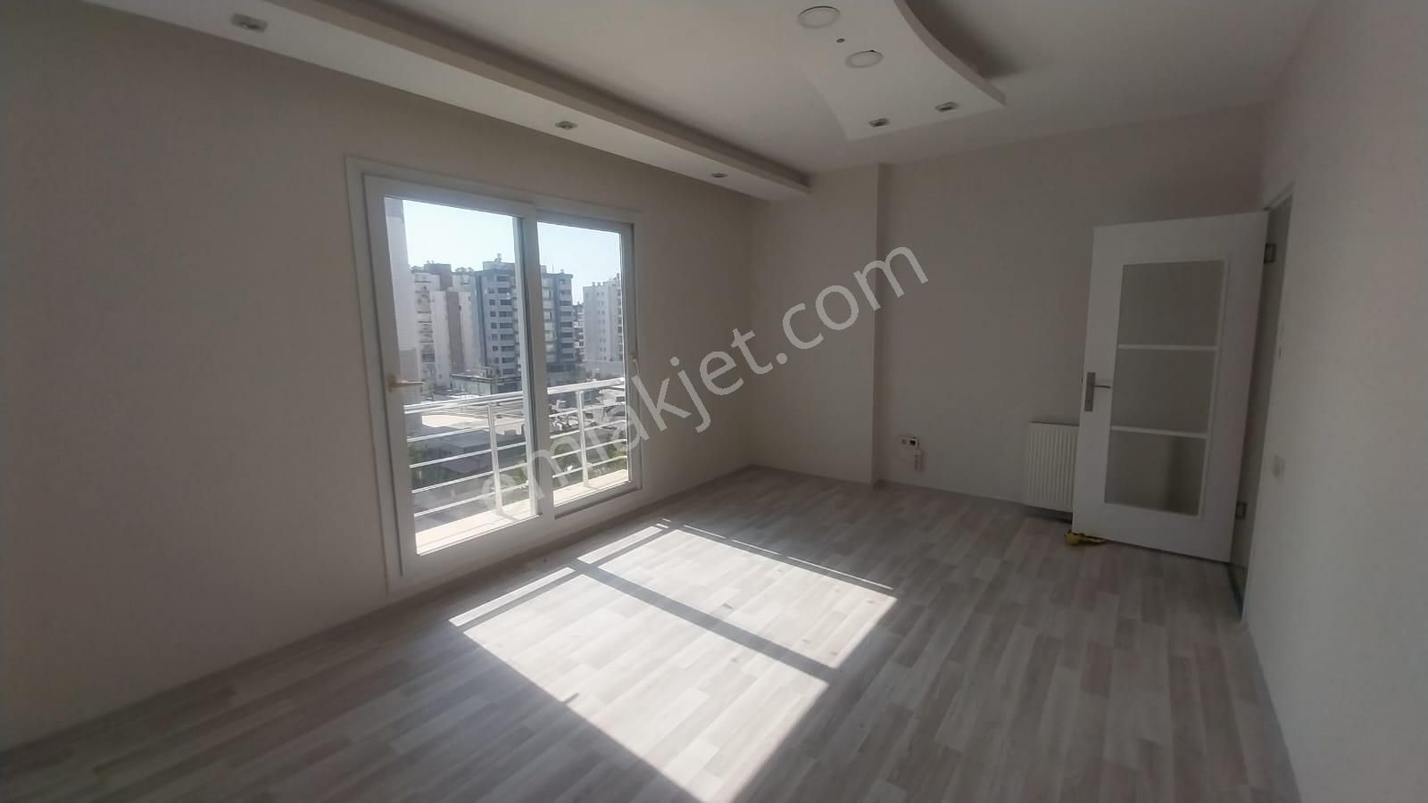 Akdeniz Mh'de Yüzme Havuzlu Sitede Bağımsız Mutfaklı 3+1 Satılık!! - Görsel 5