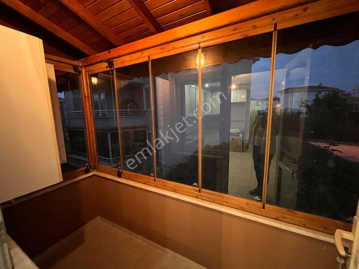 Adapazarı Yağcılar Mahallesinde Geniş Metrekareli Kiralık Daire - Görsel 9