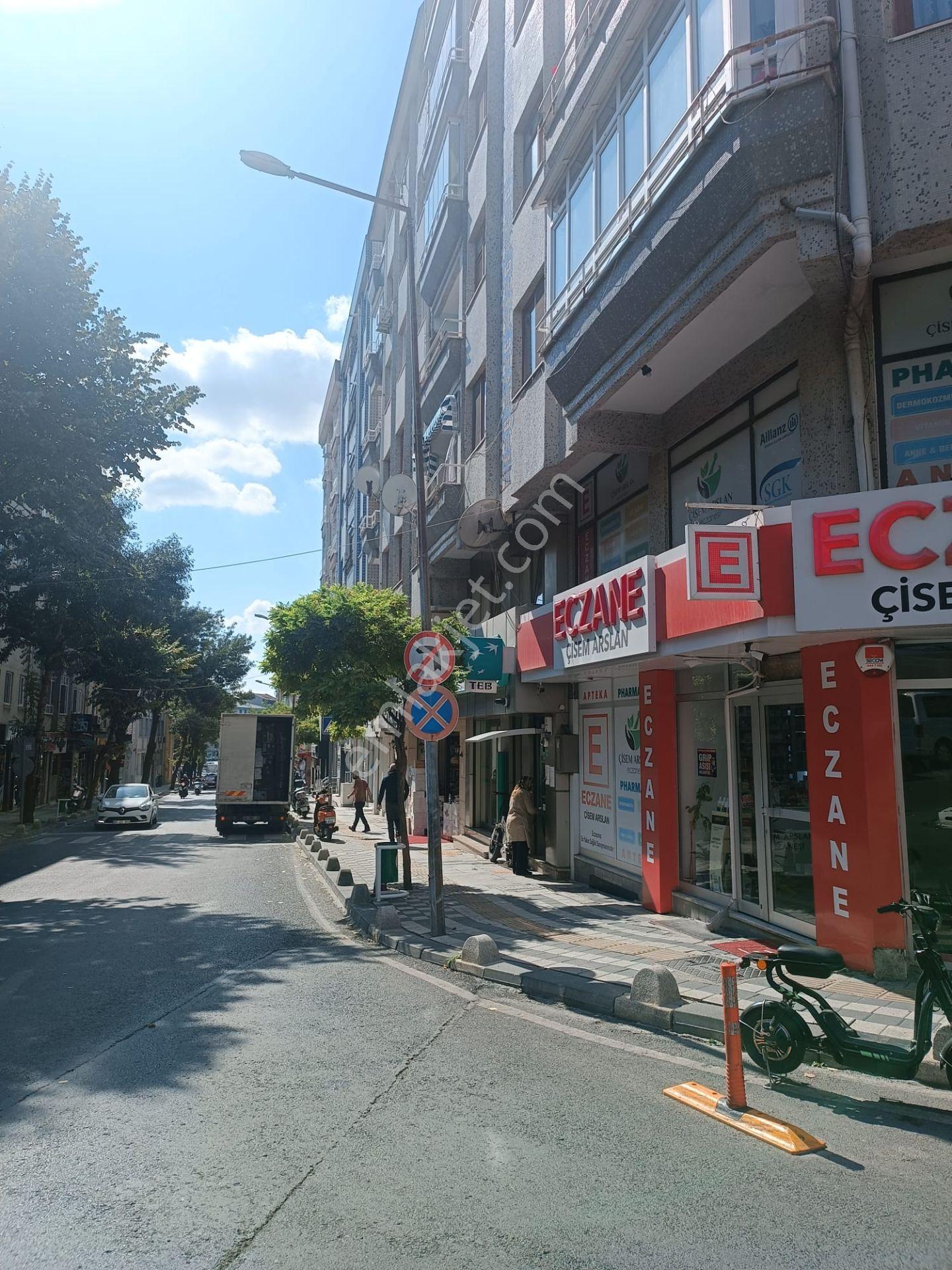 Çarşıda Teb Bankasınn Üstünde Satılık 150 M2 Daire - Görsel 4
