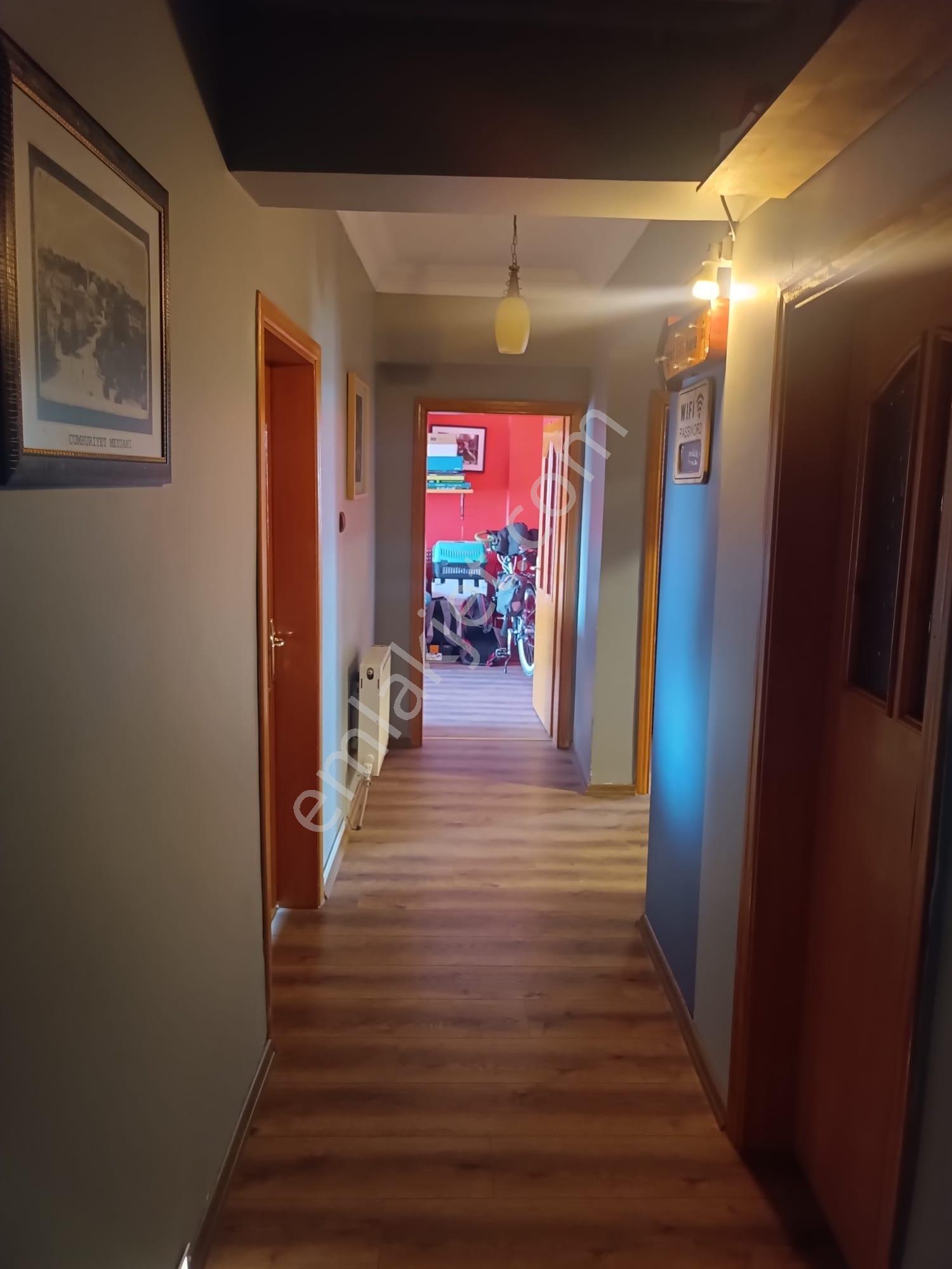 Çarşıda Teb Bankasınn Üstünde Satılık 150 M2 Daire - Görsel 21