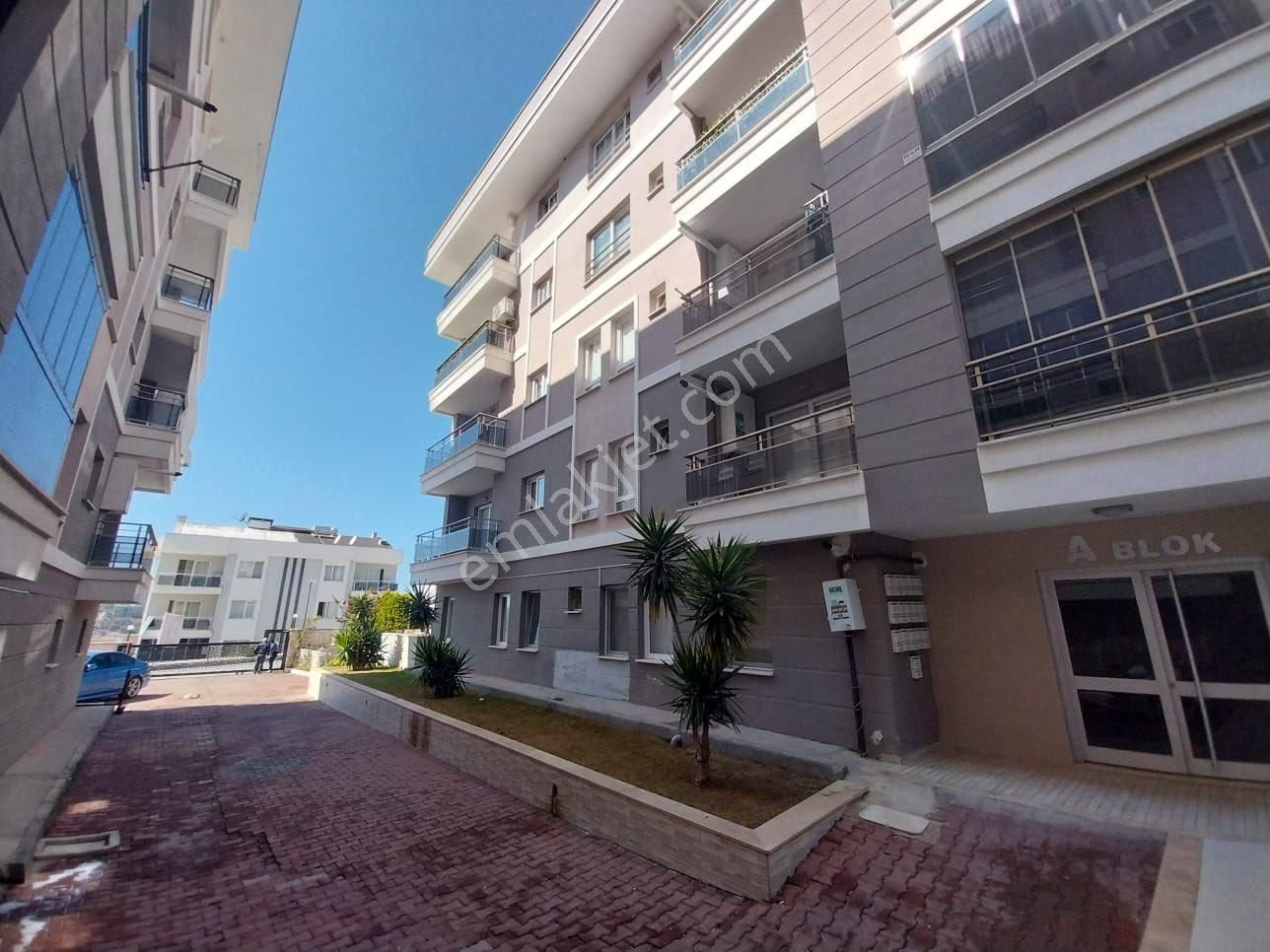 Nezih Bir Sitede Havuzlu 2+1 Satılık Daire - Görsel 19