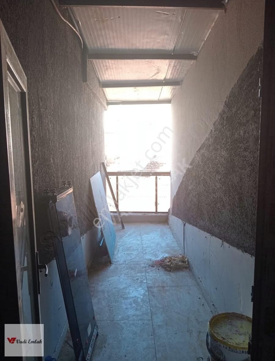Vadi Emlak'tan Satılık Net 72 M2 Dubleks 1+1 Meydan Da Fırsattt - Görsel 14
