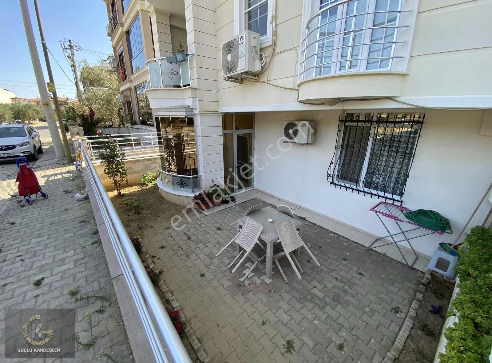 Güçlü Kardeşler Müstakil Bahçeli 2+1 Merkezi Konumda Daire - Görsel 3