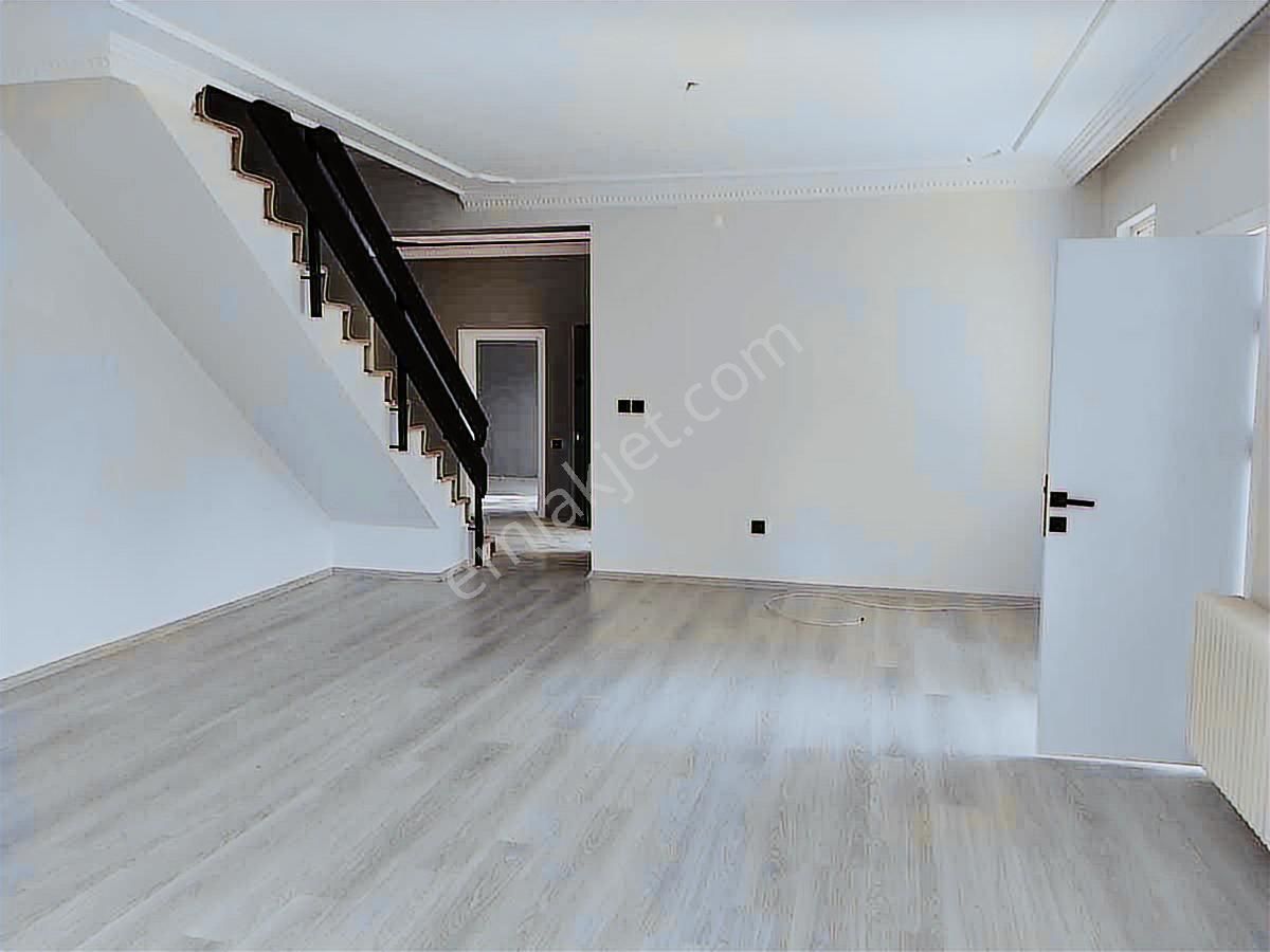 Bursa Mudanya Bademli'de Kiralık Villa - Görsel 2