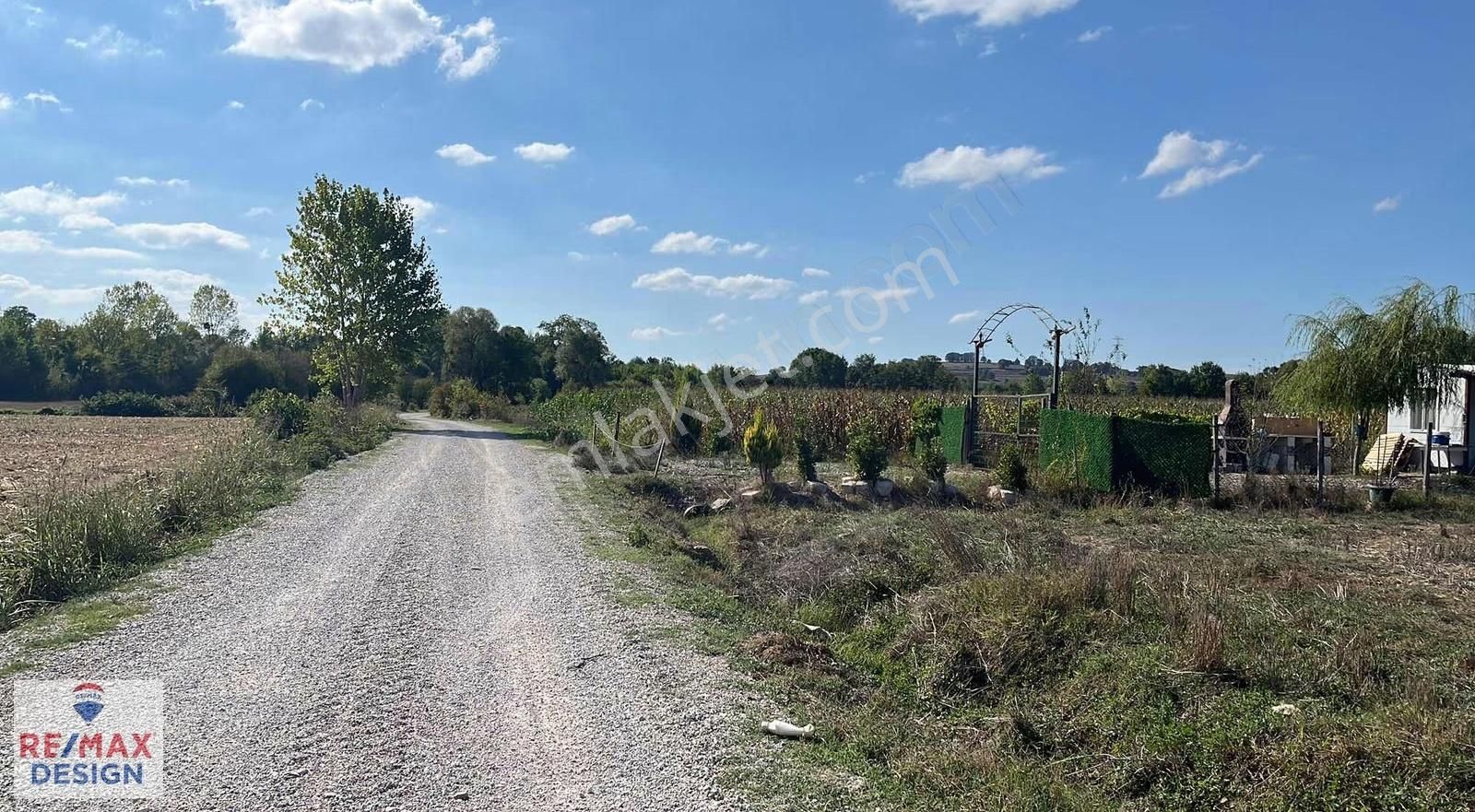 Remax Desıgn Kayrancık'da 2 Adet Müstakil Satılık Tarla - Görsel 3