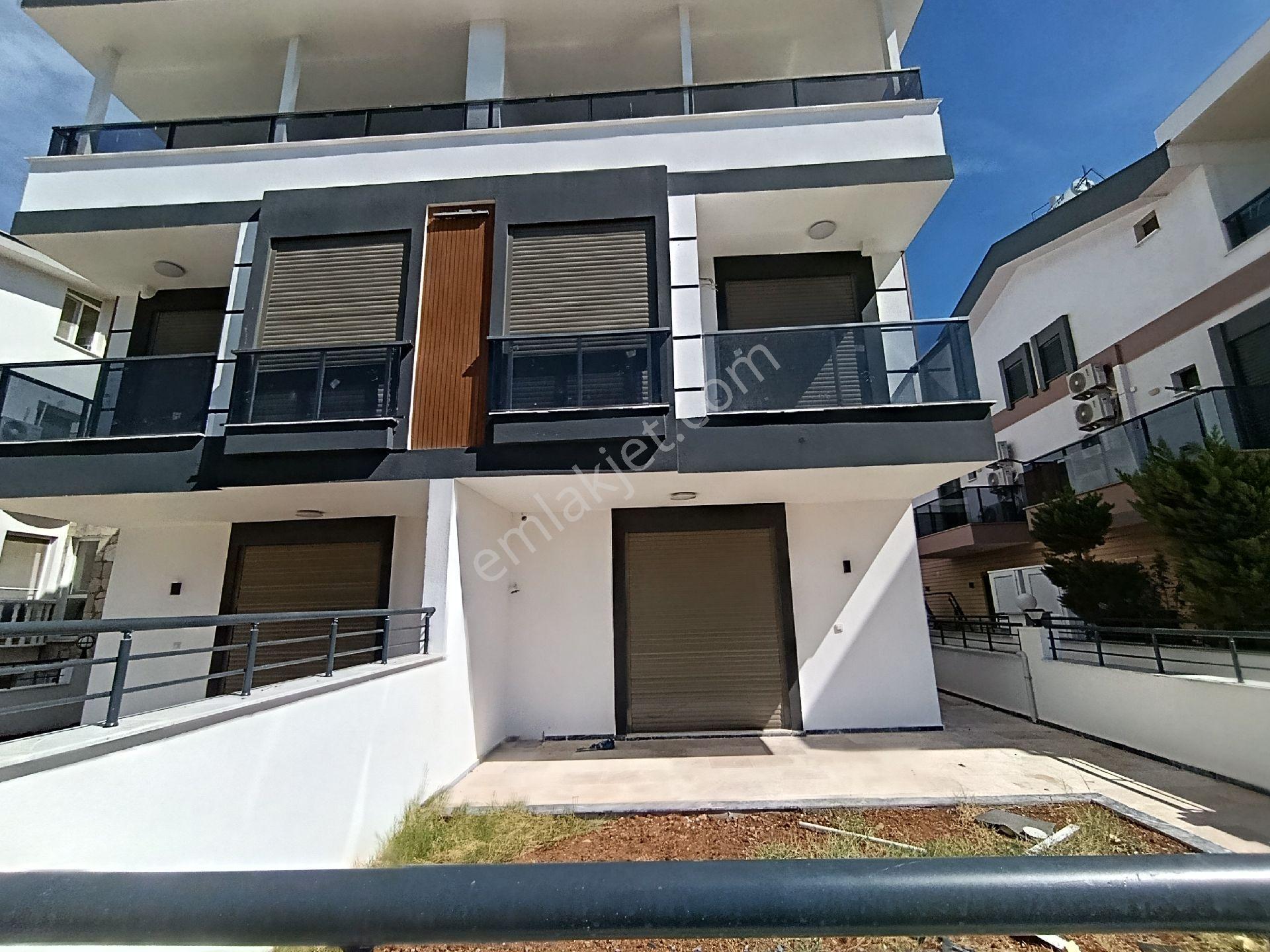 Didim Efeler Mahallesinde Satılık 3+1 Bahçeli Sıfır Yapılmış Denize Yakın Villa Satıyoruz - Görsel 23