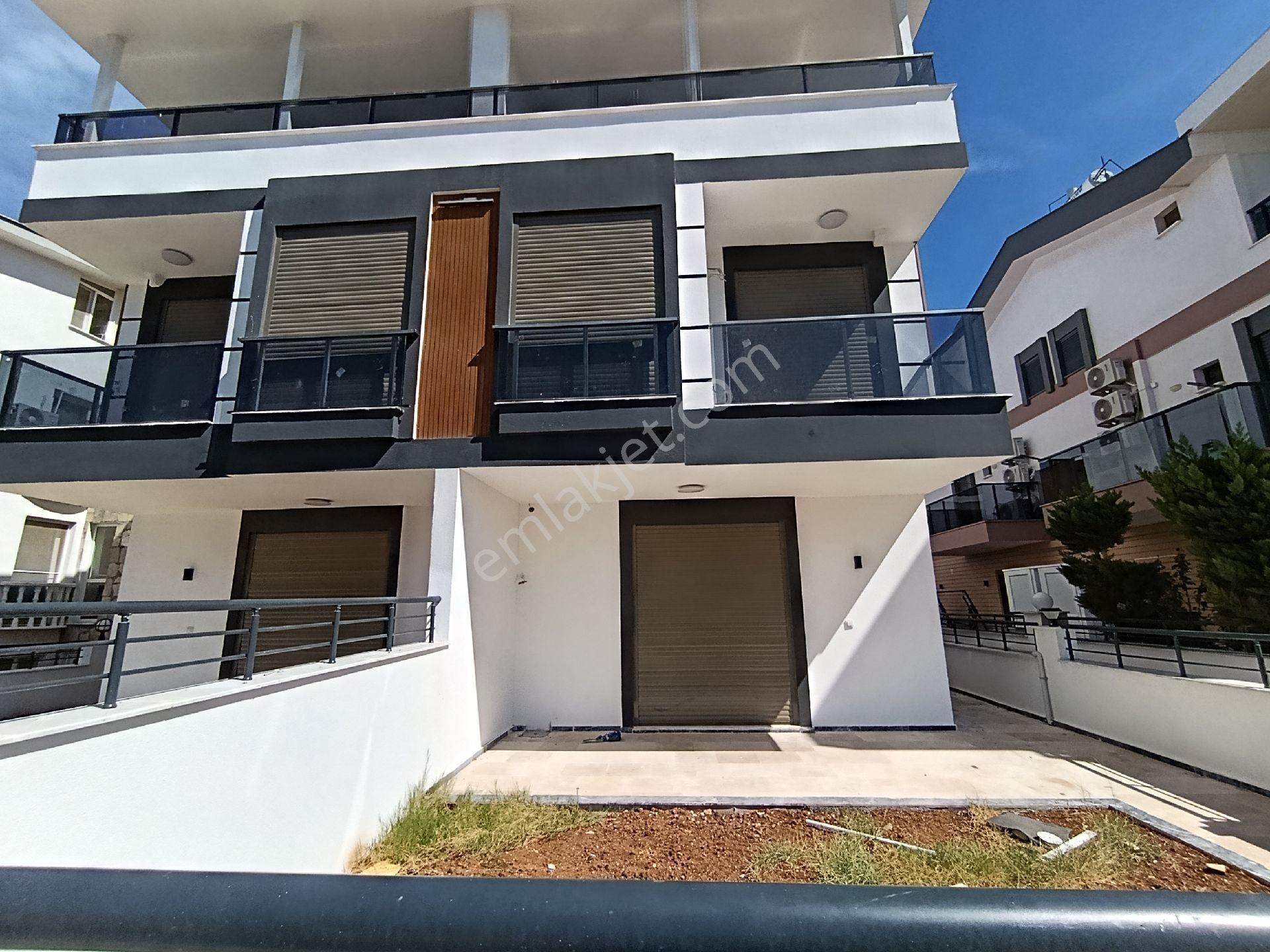 Didim Efeler Mahallesinde Satılık 3+1 Bahçeli Sıfır Yapılmış Denize Yakın Villa Satıyoruz - Görsel 21