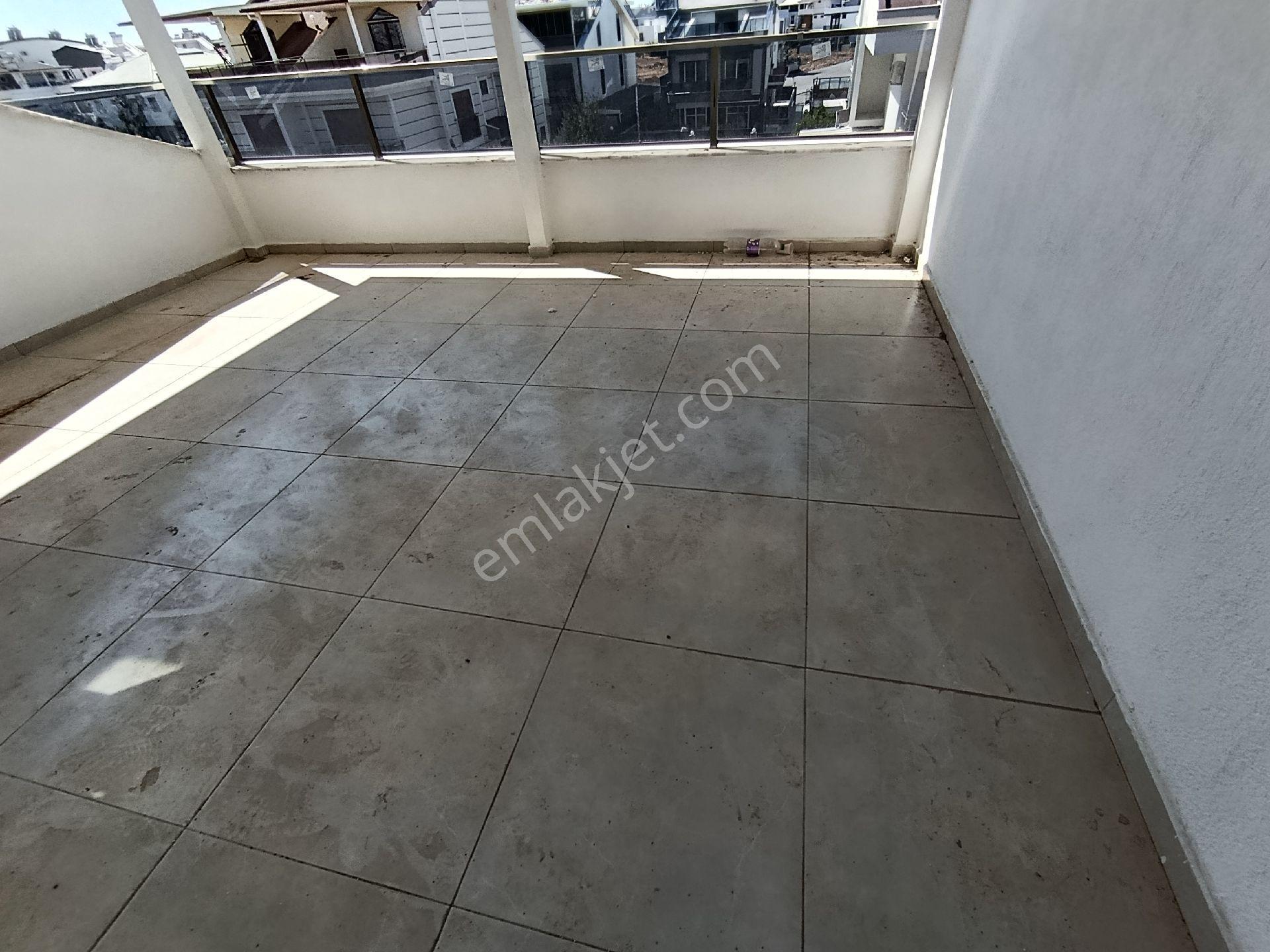 Didim Efeler Mahallesinde Satılık 3+1 Bahçeli Sıfır Yapılmış Denize Yakın Villa Satıyoruz - Görsel 6