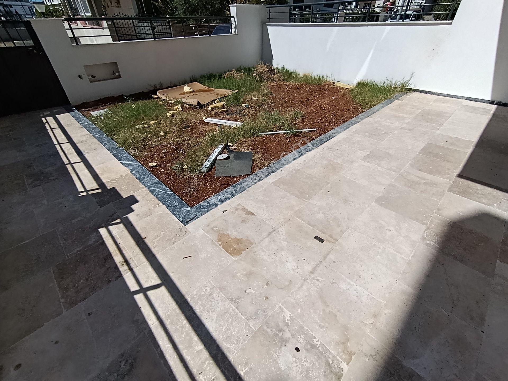 Didim Efeler Mahallesinde Satılık 3+1 Bahçeli Sıfır Yapılmış Denize Yakın Villa Satıyoruz - Görsel 24