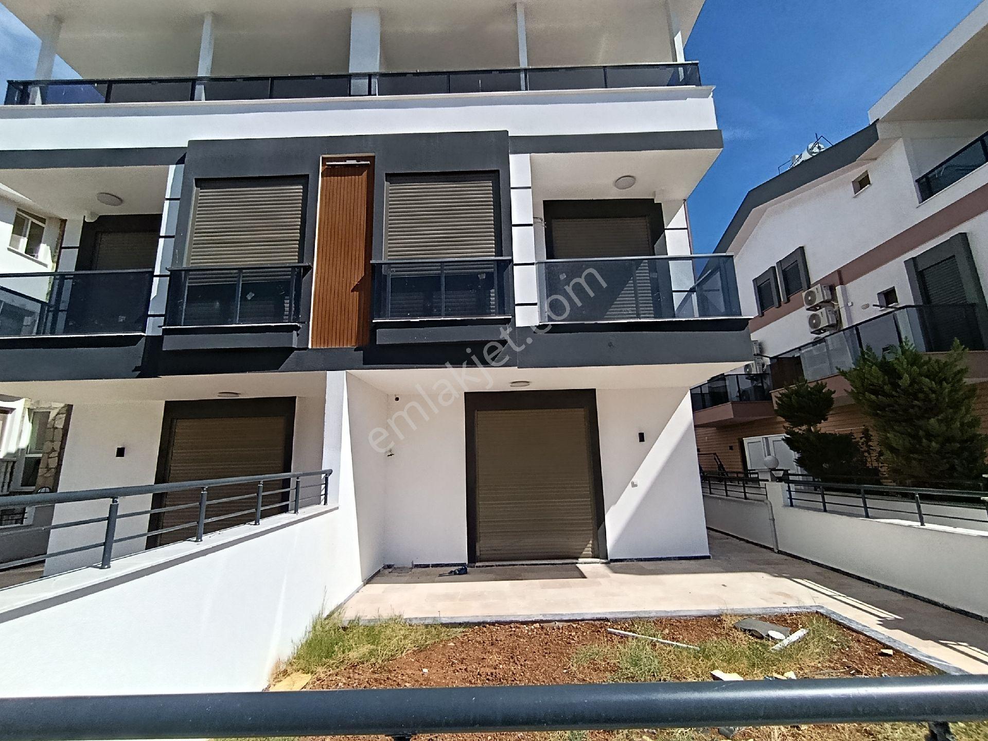 Didim Efeler Mahallesinde Satılık 3+1 Bahçeli Sıfır Yapılmış Denize Yakın Villa Satıyoruz - Görsel 25