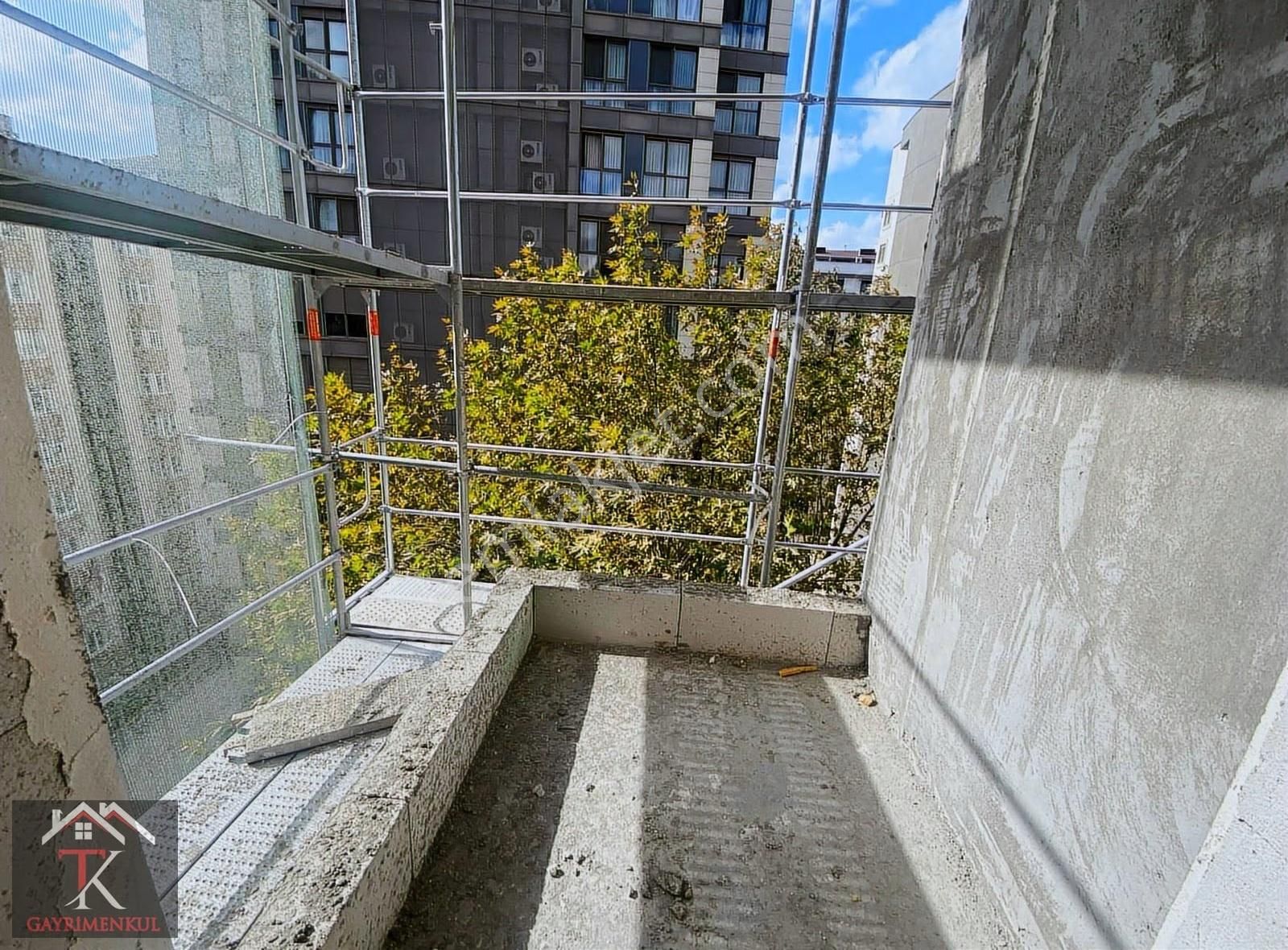 Feneryolunda Tk'dan 90 M² Net Balkonlu 3+1 Lüks Daire - Görsel 5