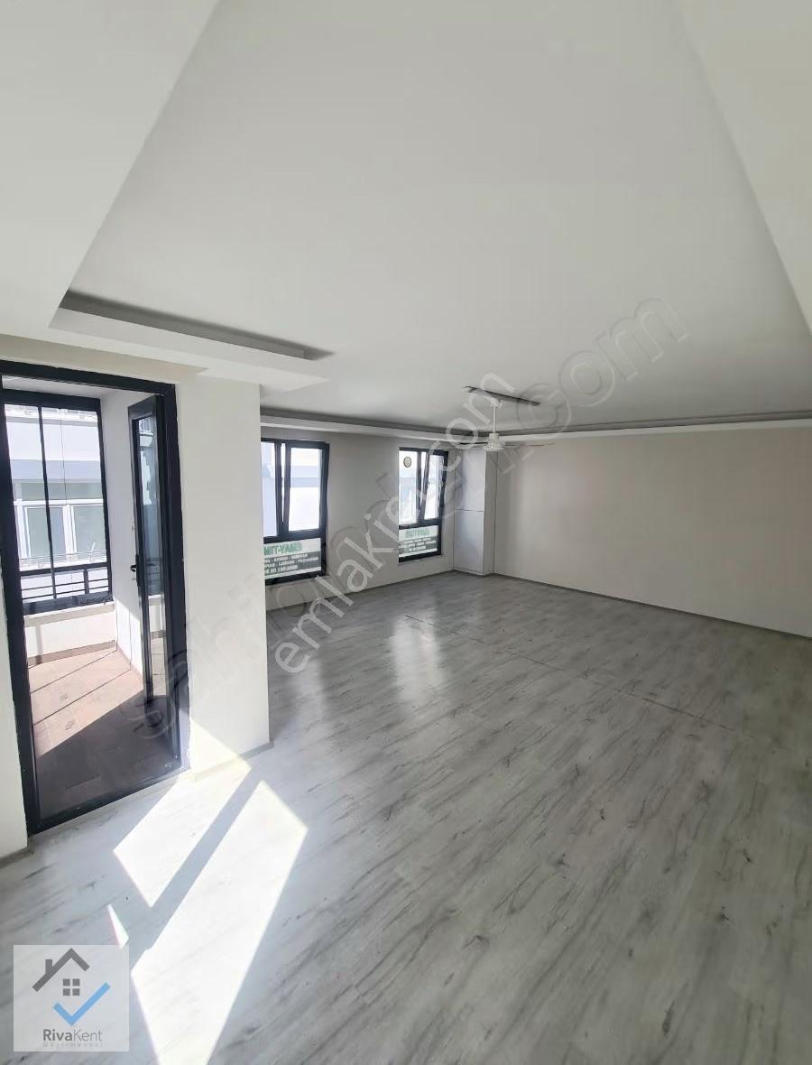 Türkiş İn Göbeğinde Mükemmel Konumda 120 M2 2+1 - Görsel 6