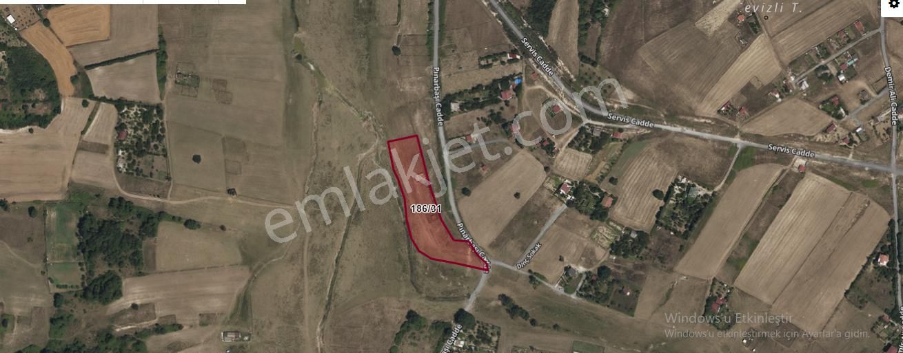 Arnavutköy Tayakadın Satılık Arsa , 220 M2 Caddeye Yakın Yolu Var Hisseli - Görsel 4