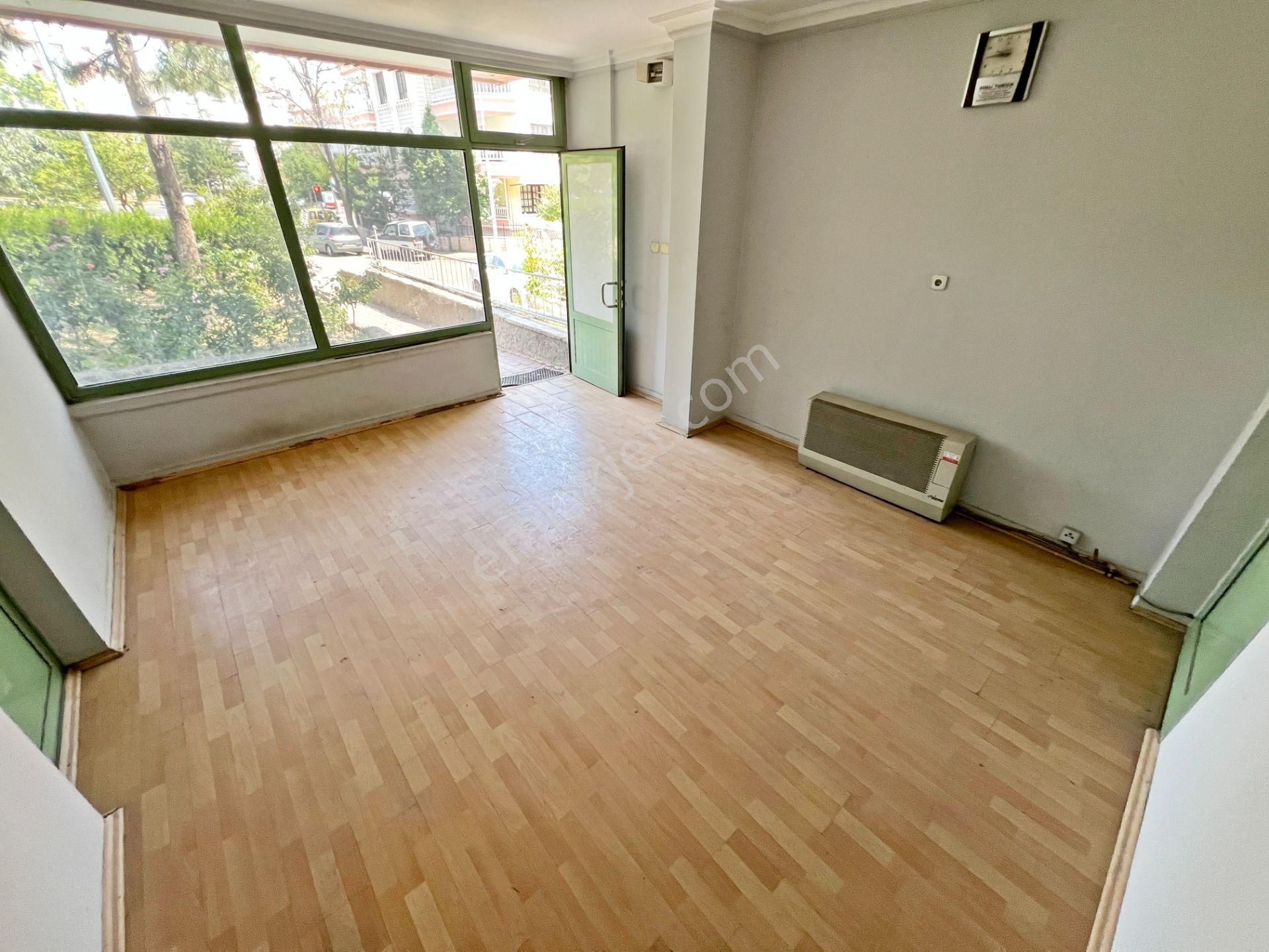 Galeria'dan Basınevleri Göbek'te Kullanım Alanı 65 M² Kiralık Dükkan !!! - Görsel 7