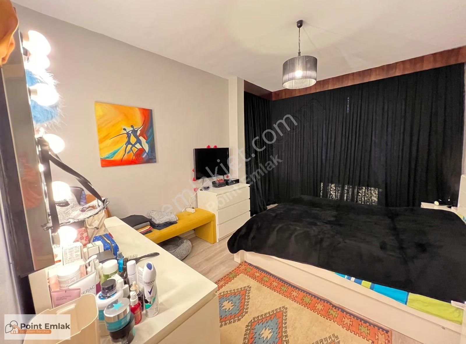 Acıbadem Çakmak Sitesi'nde Eşyalı Kiralık Geniş Aydınlık Daire - Görsel 2