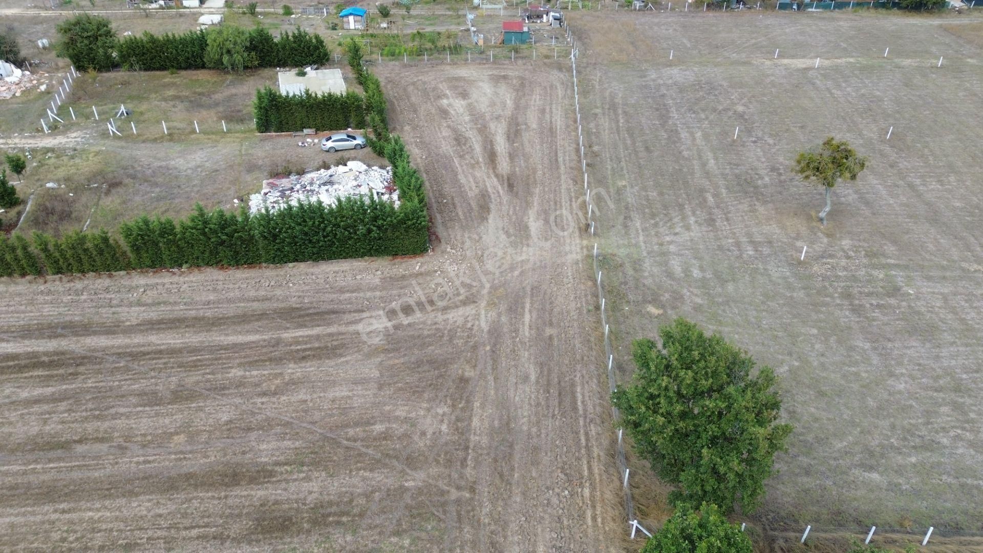 🌿 Çatalca Hallaçlı Mahallesi’nde 1540 M² Tek Tapu Satılık Tarla - Görsel 4