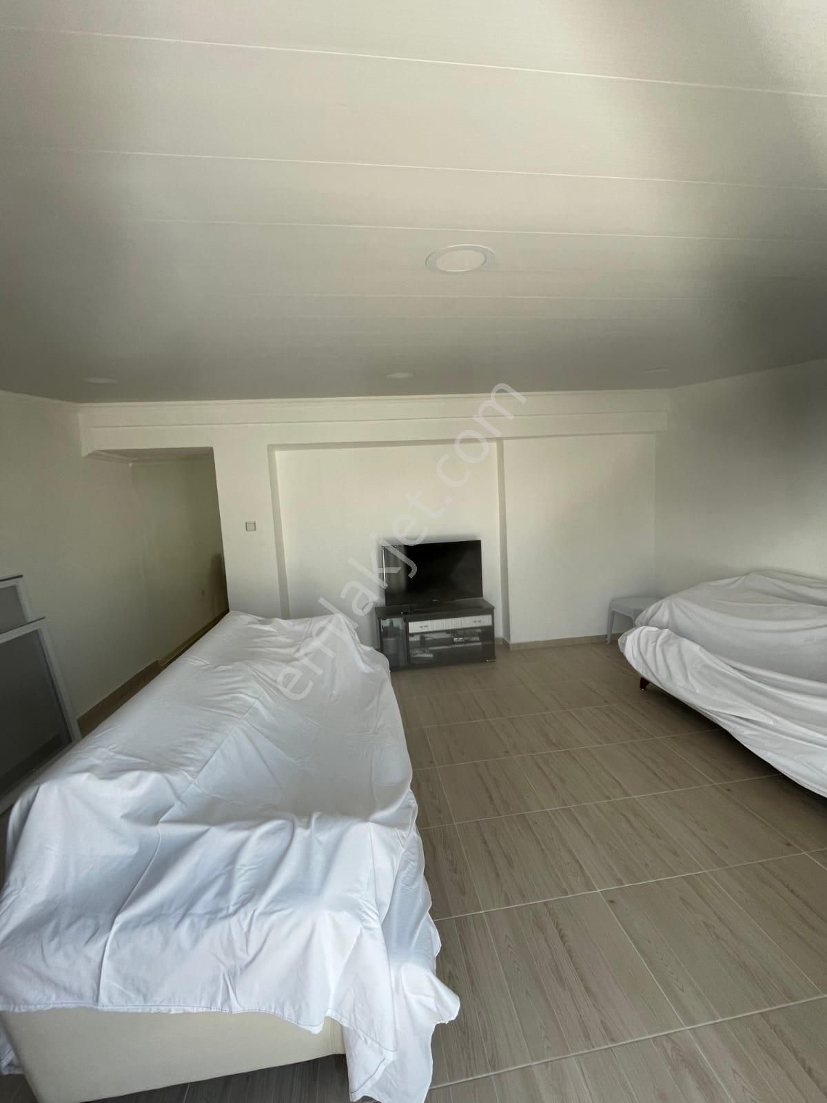 Didim Çamlık Mahallesinde Denize Yürüme Mesafesinde,ayrı Mutfaklı, Eşyalı 3+1 Satılık Dubleks - Görsel 8