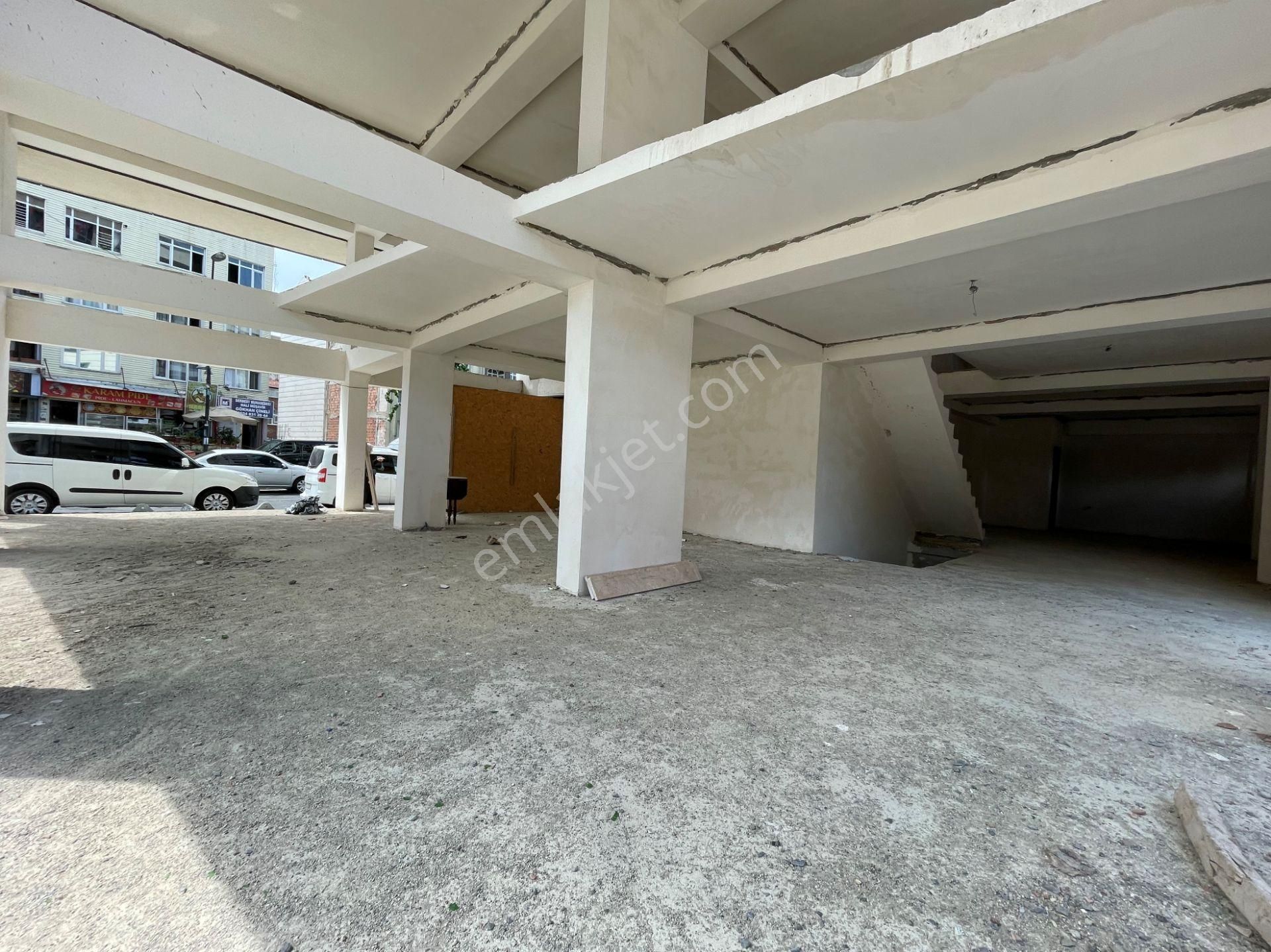 Bahçelievler Cadde Üzerinde Kurumsala 400m2 Sıfır Dükkan - Görsel 3