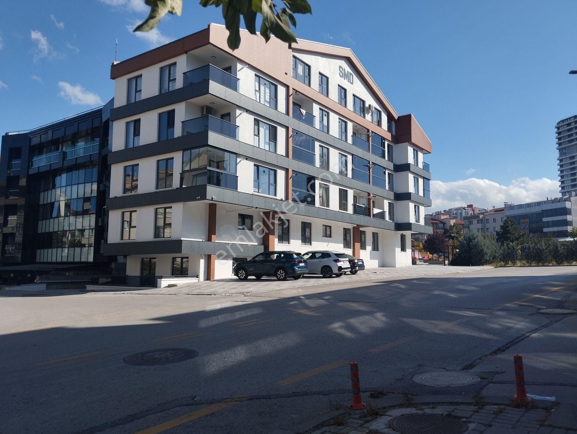 Birlik Mahallesinde Satılık Sıfır Binada 1+1 Daire