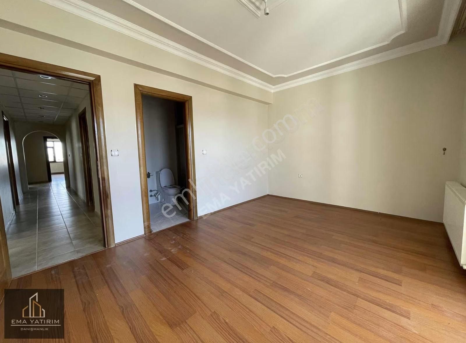 [ema] Ç.çıra Mah. Pnrmk Şehir Manzaralı Bakımlı Temiz Daire - Görsel 8