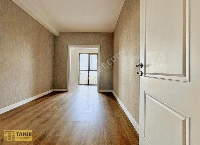 Beylikdüzü Kameroğlu Metrohome Sitesinde Satılık Lüx Daire - Görsel 17