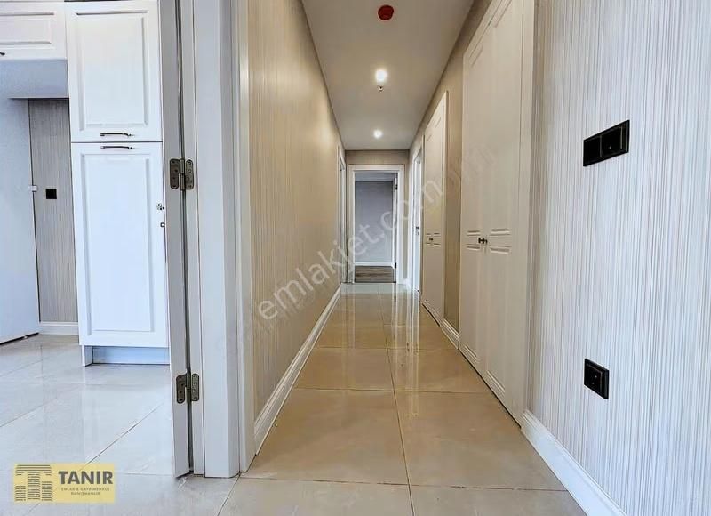 Beylikdüzü Kameroğlu Metrohome Sitesinde Satılık Lüx Daire - Görsel 13