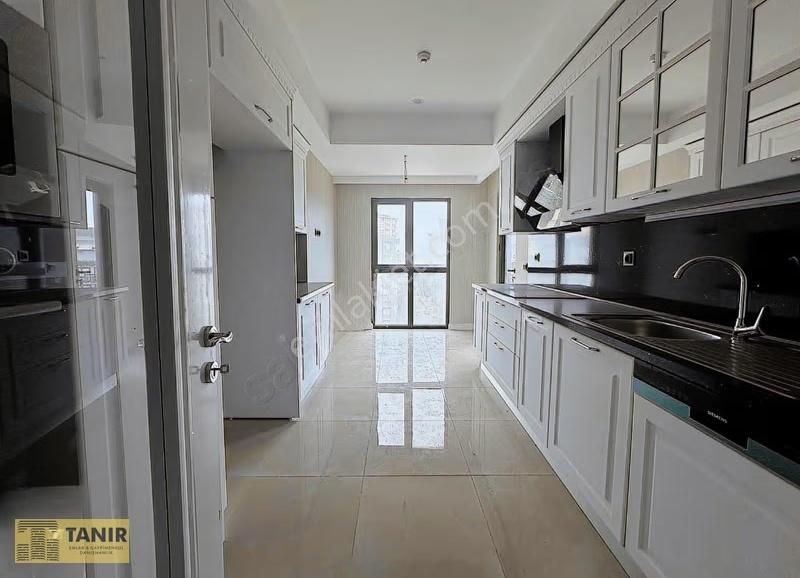 Beylikdüzü Kameroğlu Metrohome Sitesinde Satılık Lüx Daire - Görsel 26