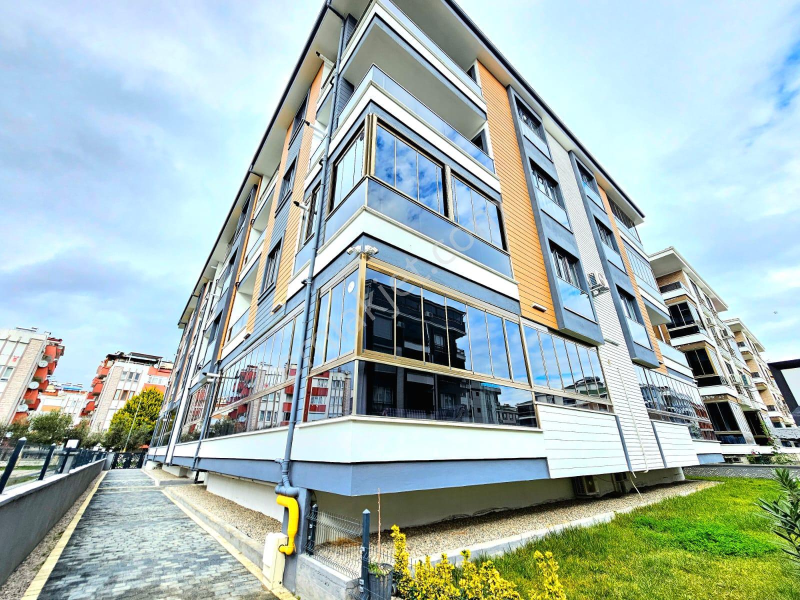▶ ▶ Akçay Körfez'den Kapalı Otoparklı Sıfır Satılık 1+1 Modern Daire - Görsel 2