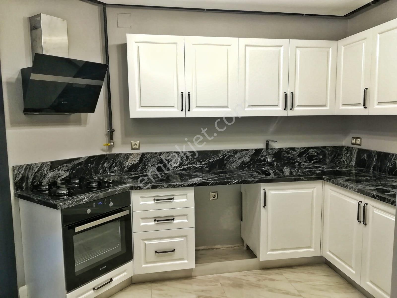 Barajyolunda Kapalı Otoparklı Güvenlikli 3+1 Kapalı Mutfaklı Ebeveyn Banyolu Lüks Daire