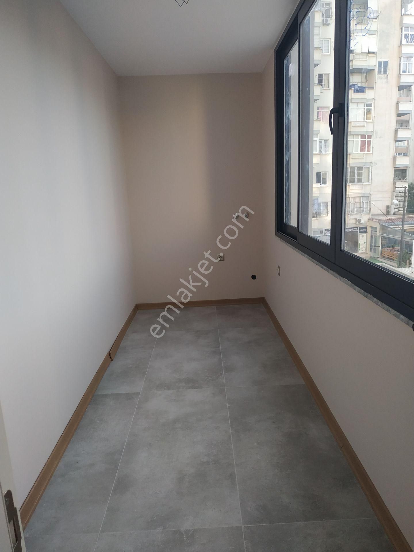 Barajyolunda Kapalı Otoparklı Güvenlikli 3+1 Kapalı Mutfaklı Ebeveyn Banyolu Lüks Daire - Görsel 28