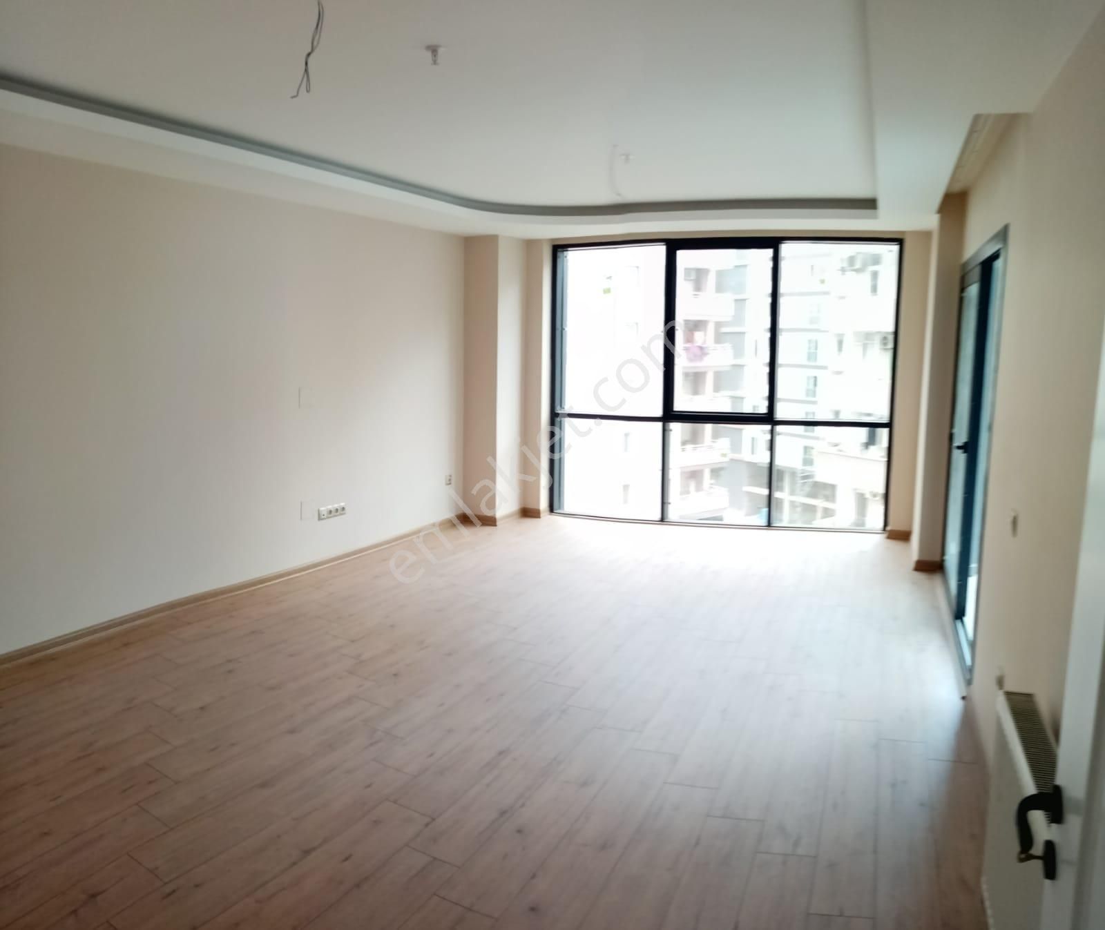Barajyolunda Kapalı Otoparklı Güvenlikli 3+1 Kapalı Mutfaklı Ebeveyn Banyolu Lüks Daire - Görsel 6