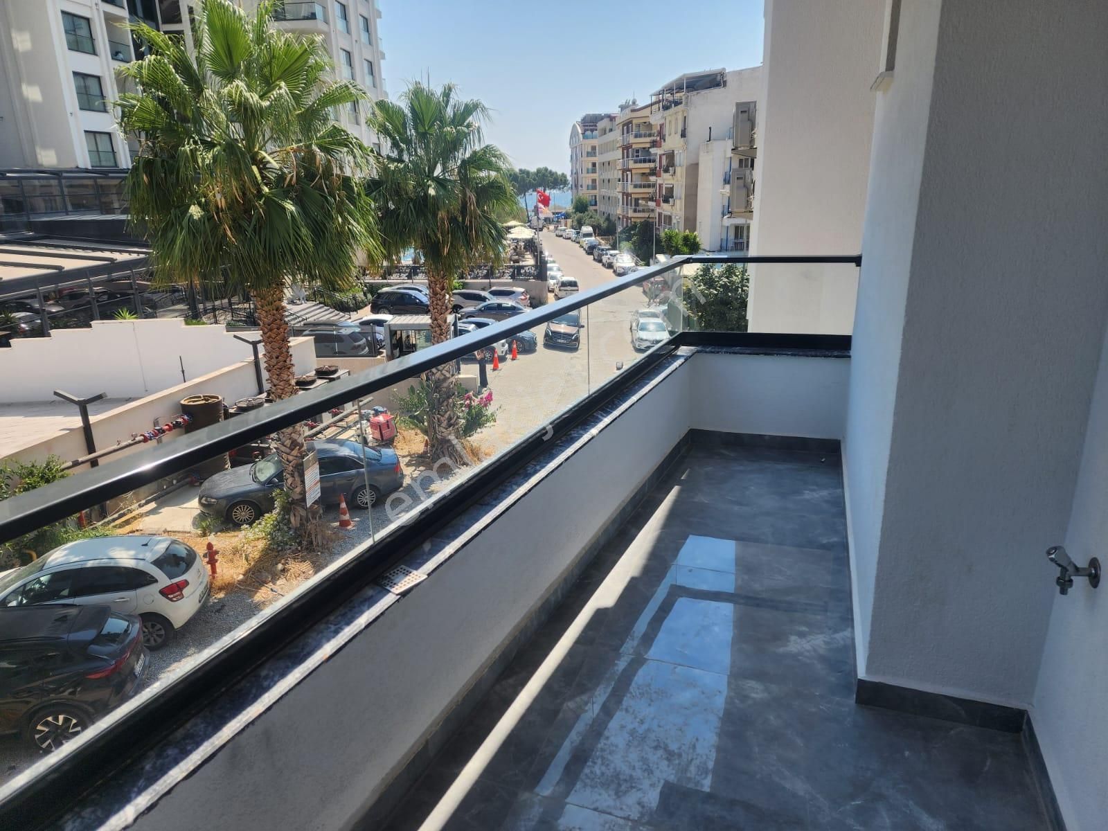 Didim Altınkum Mahallesinde Deniz Manzaralı Ve Denize Sadece 50 Metre Sıfır 2+1 Lüks Satılık Daire - Görsel 10