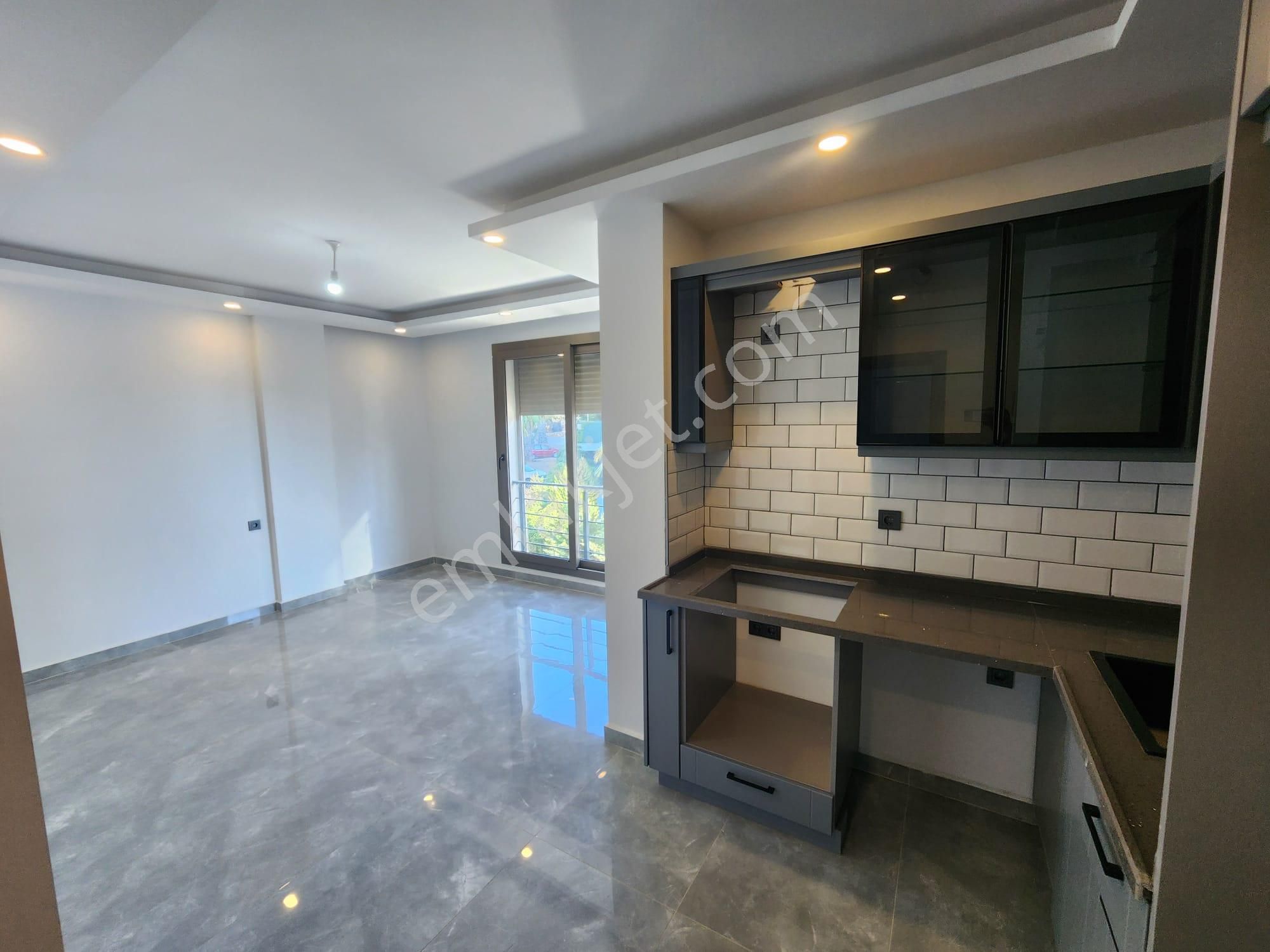Didim Altınkum Mahallesinde Deniz Manzaralı Ve Denize Sadece 50 Metre Sıfır 2+1 Lüks Satılık Daire - Görsel 3