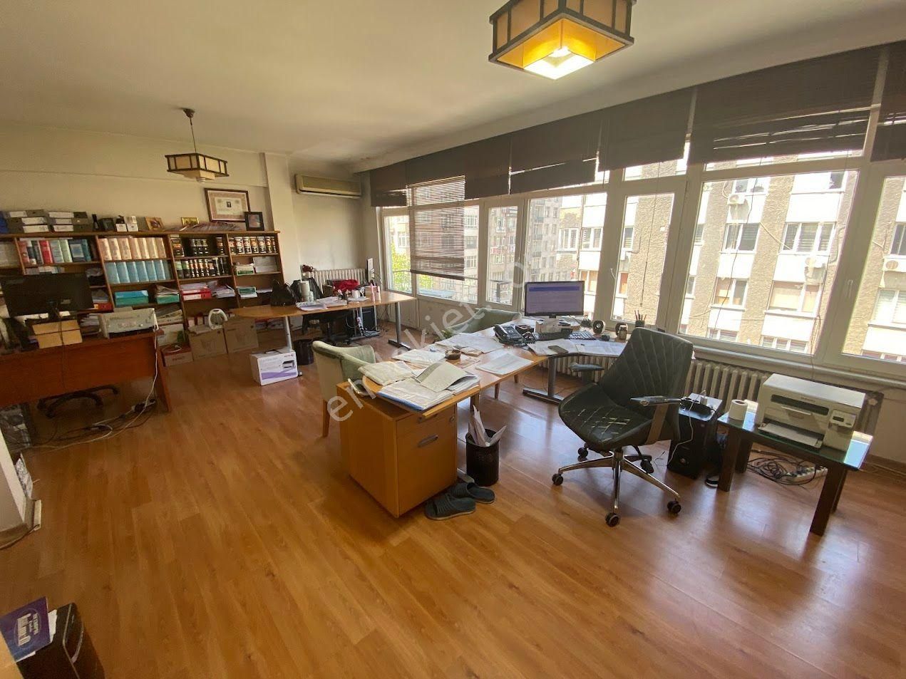 Şişli Fulya Ortaklar Cad. Bahçeler Sok. 150m2 Ofise-konuta Uygun - Görsel 2