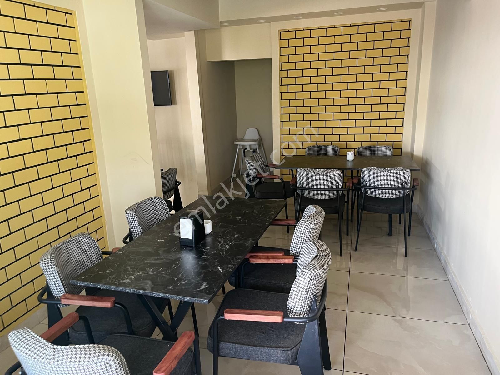 Tümbüller Yapı Gayrimenkul'den – Ana Cadde'de İki Katlı Simit Kafe & Pastane - Görsel 15