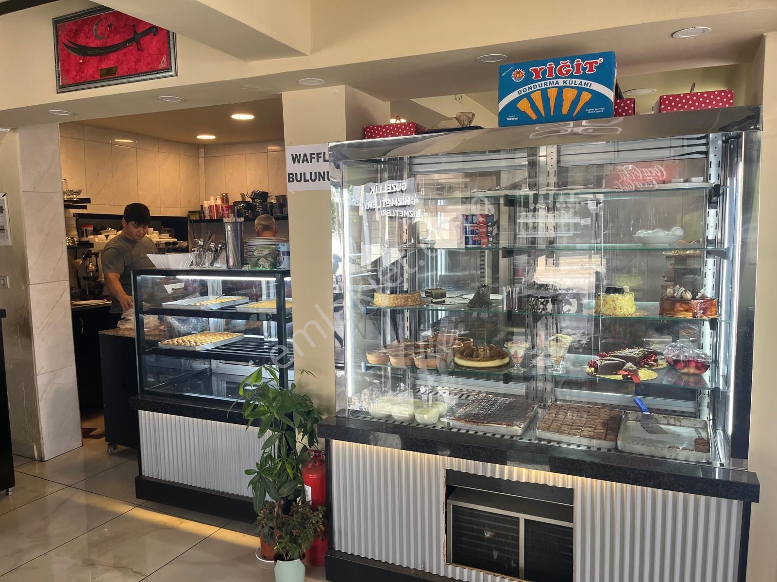 Tümbüller Yapı Gayrimenkul'den – Ana Cadde'de İki Katlı Simit Kafe & Pastane - Görsel 8