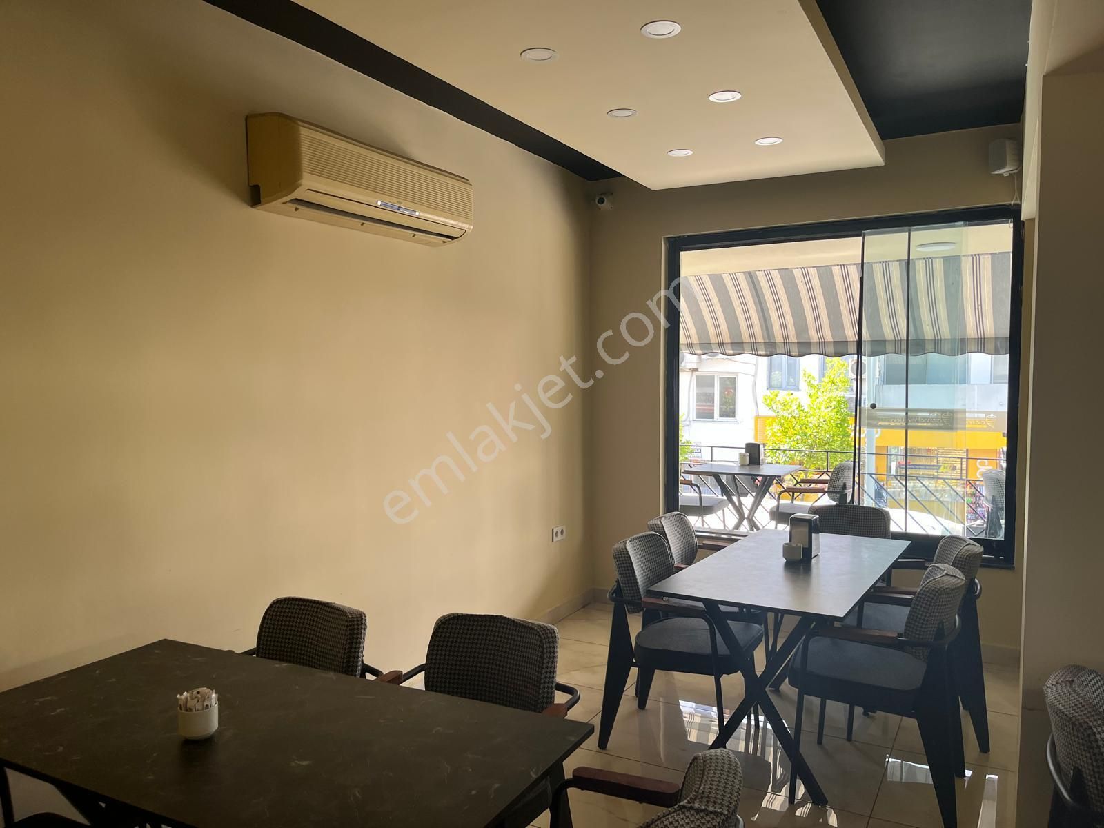 Tümbüller Yapı Gayrimenkul'den – Ana Cadde'de İki Katlı Simit Kafe & Pastane - Görsel 12