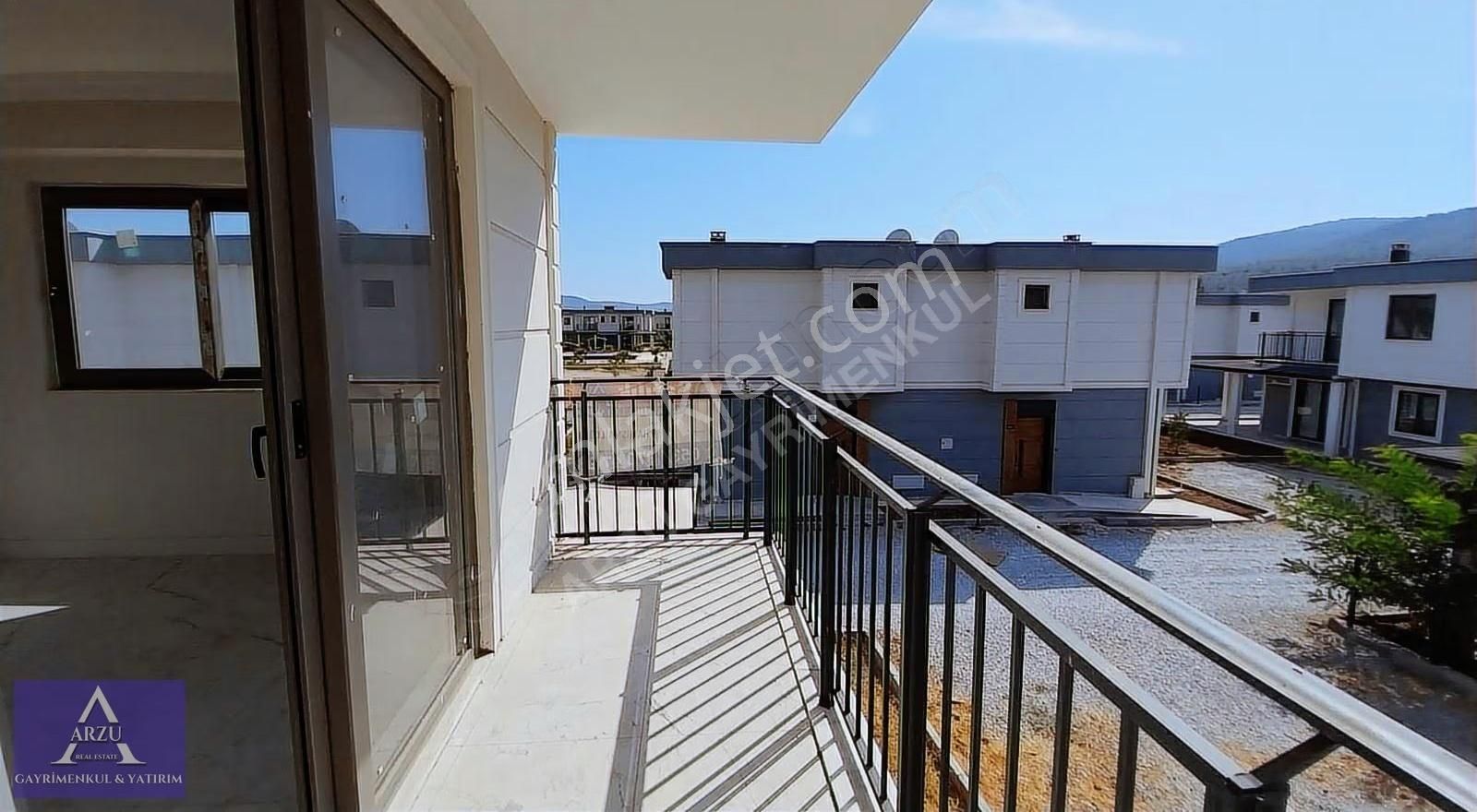 Muğla Milas Kazıklı Koyunda 2+1 Sıfır Satılık Villa - Görsel 13