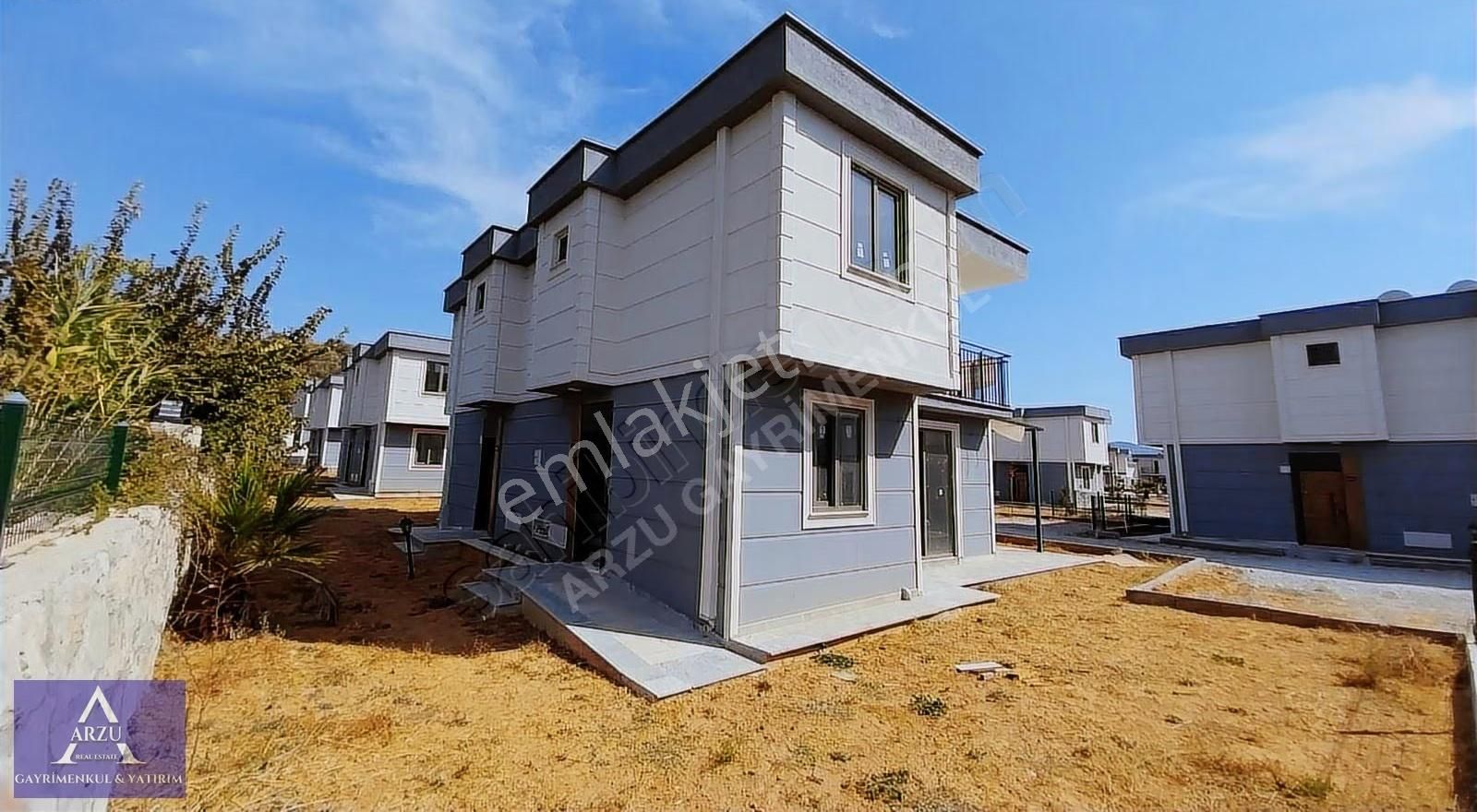 Muğla Milas Kazıklı Koyunda 2+1 Sıfır Satılık Villa - Görsel 8