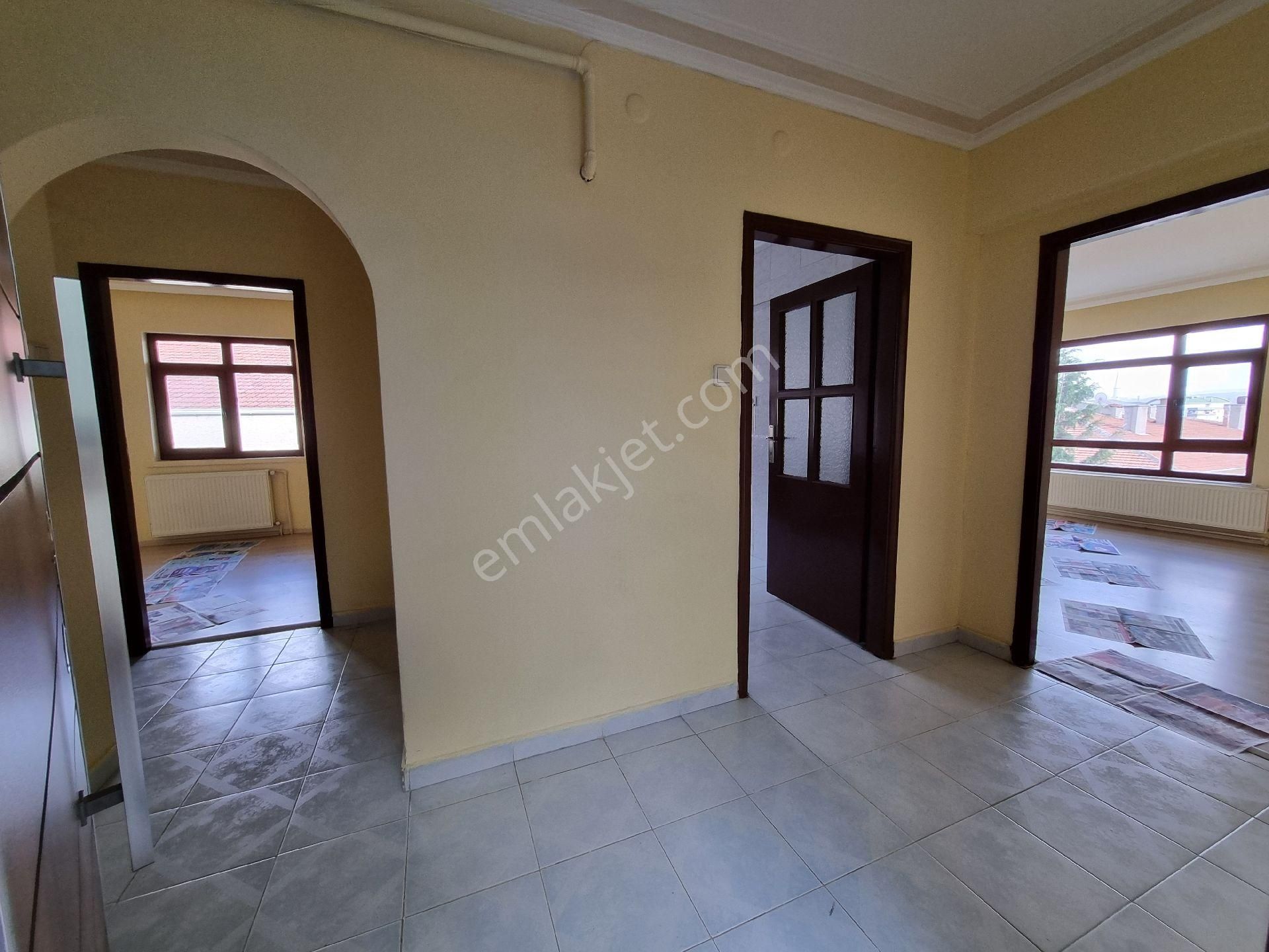 Antares Ve Şehir Hastanesi Mevkii 3+1 Bağımsız Üstkat Ön Güney Cephe Çift Balkonlu - Görsel 3