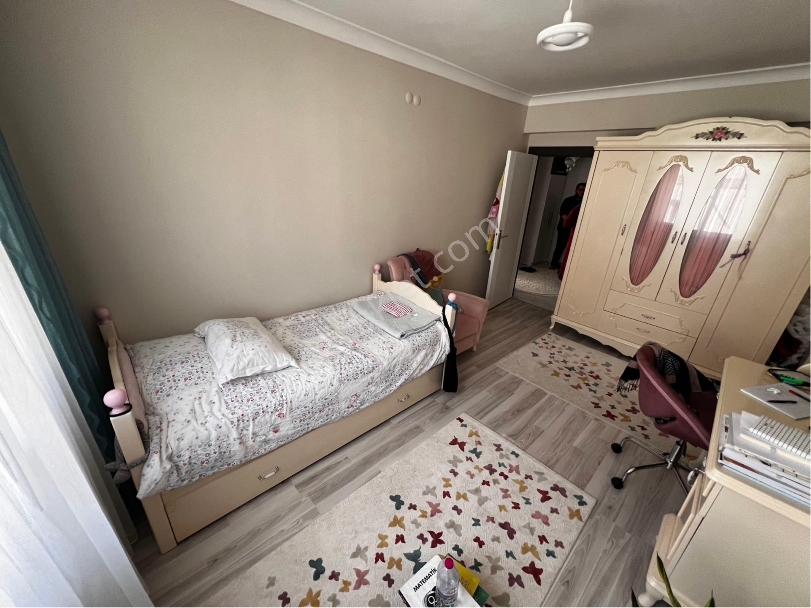 Karapürçek’te Diş Hastanesi Yanı 3+1 Orta Kat Asansörlü Daire - Görsel 6